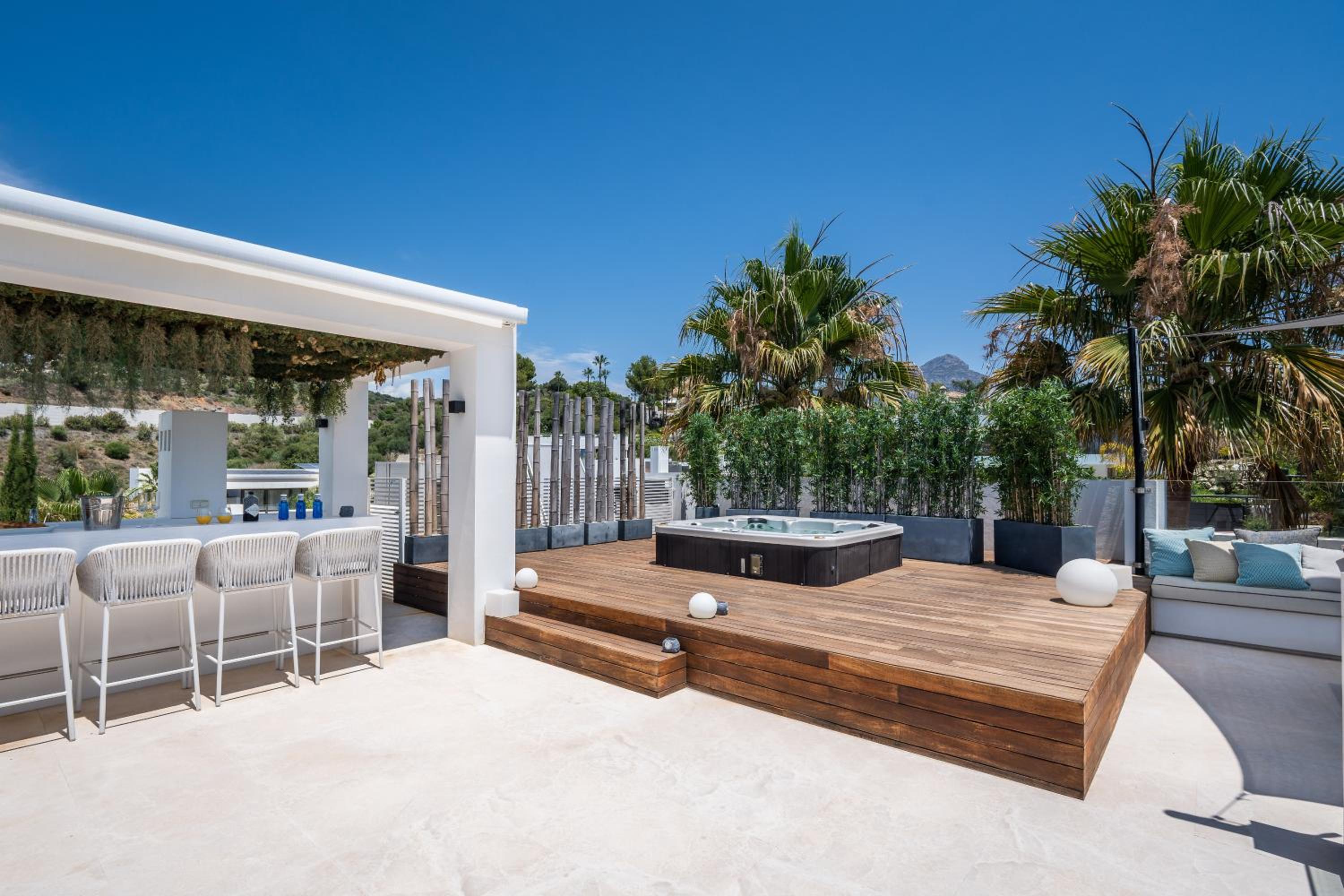 Villa Eva Los Olivos Nueva Andalucia