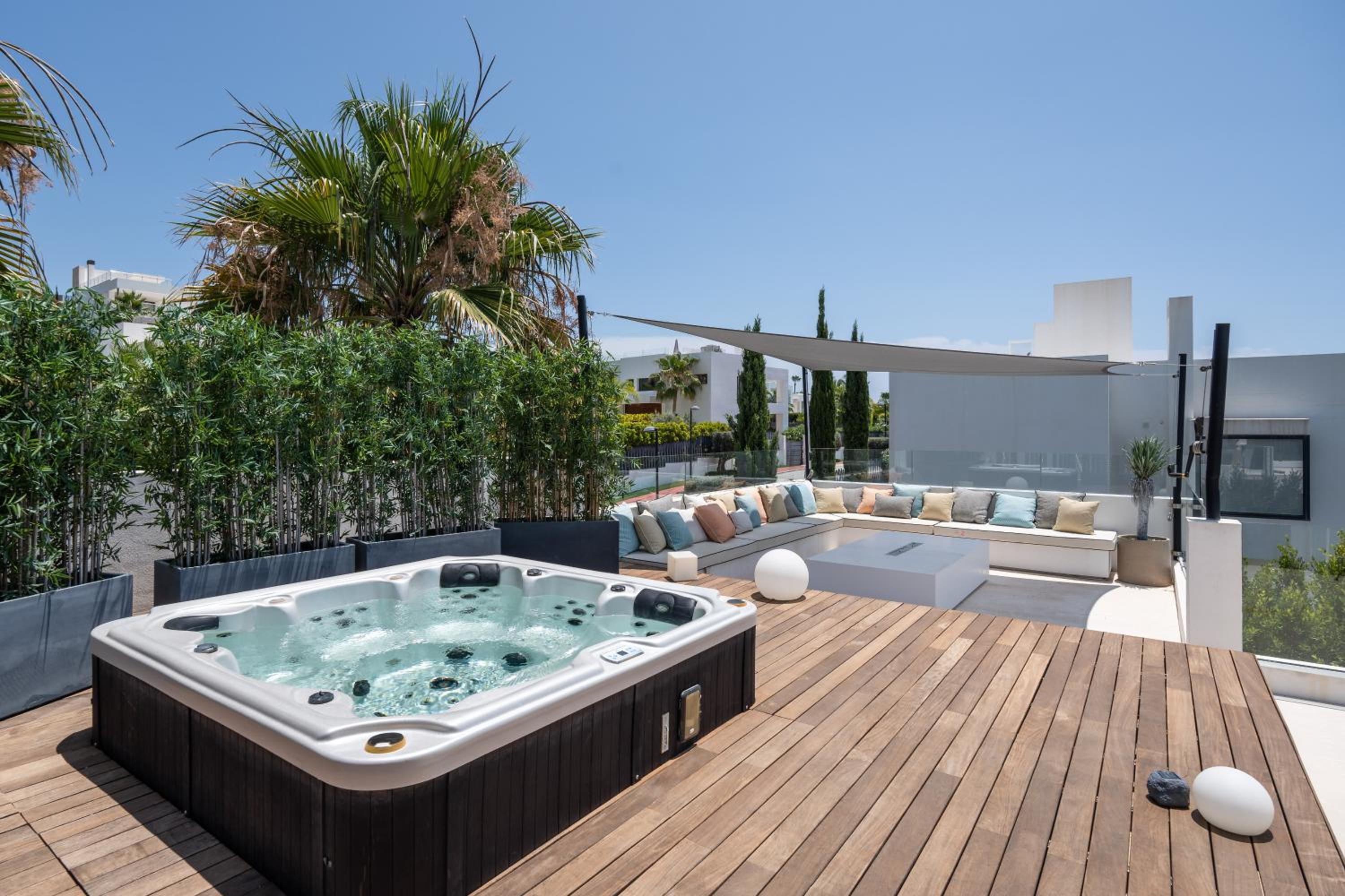 Villa Eva Los Olivos Nueva Andalucia