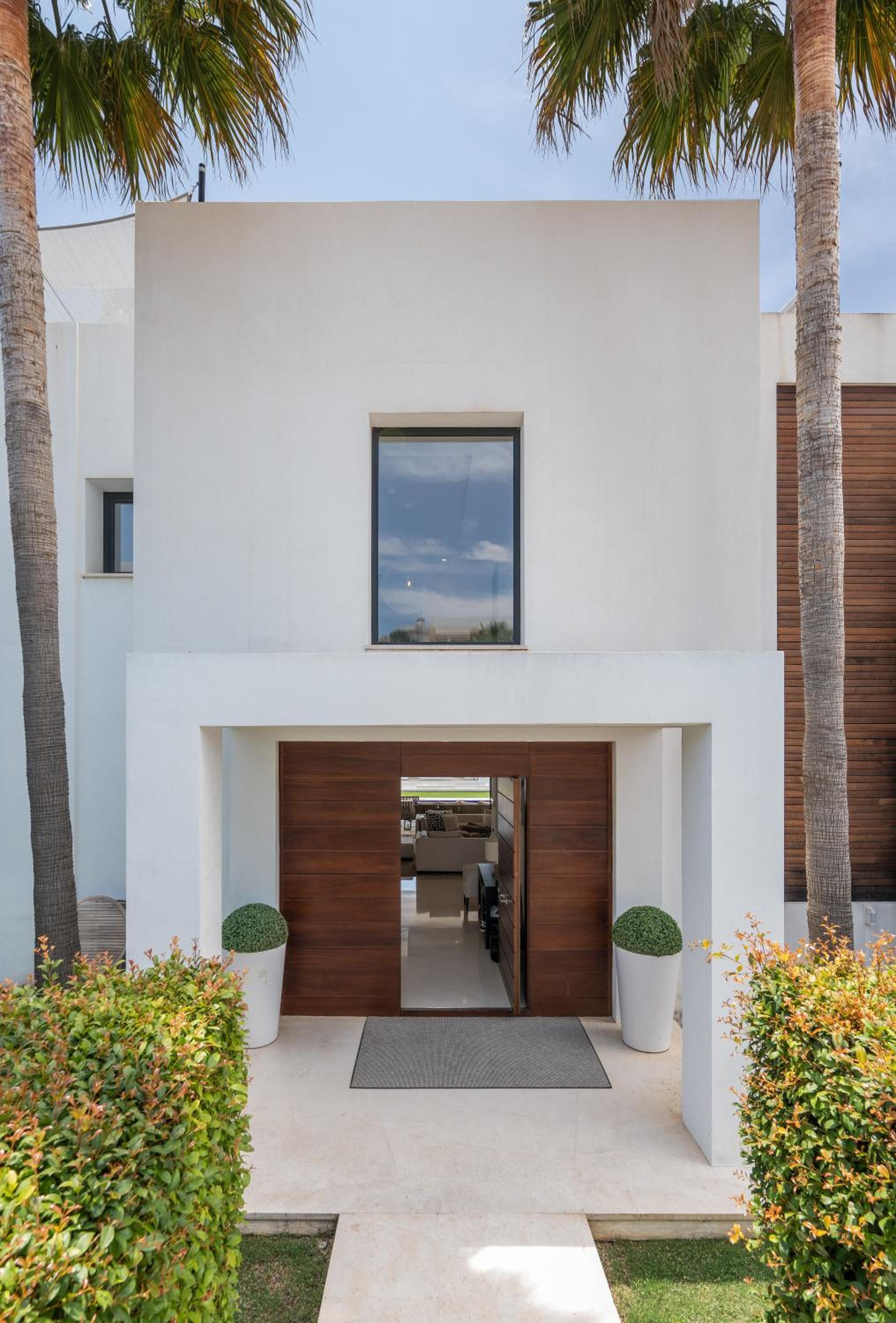 Villa Eva Los Olivos Nueva Andalucia