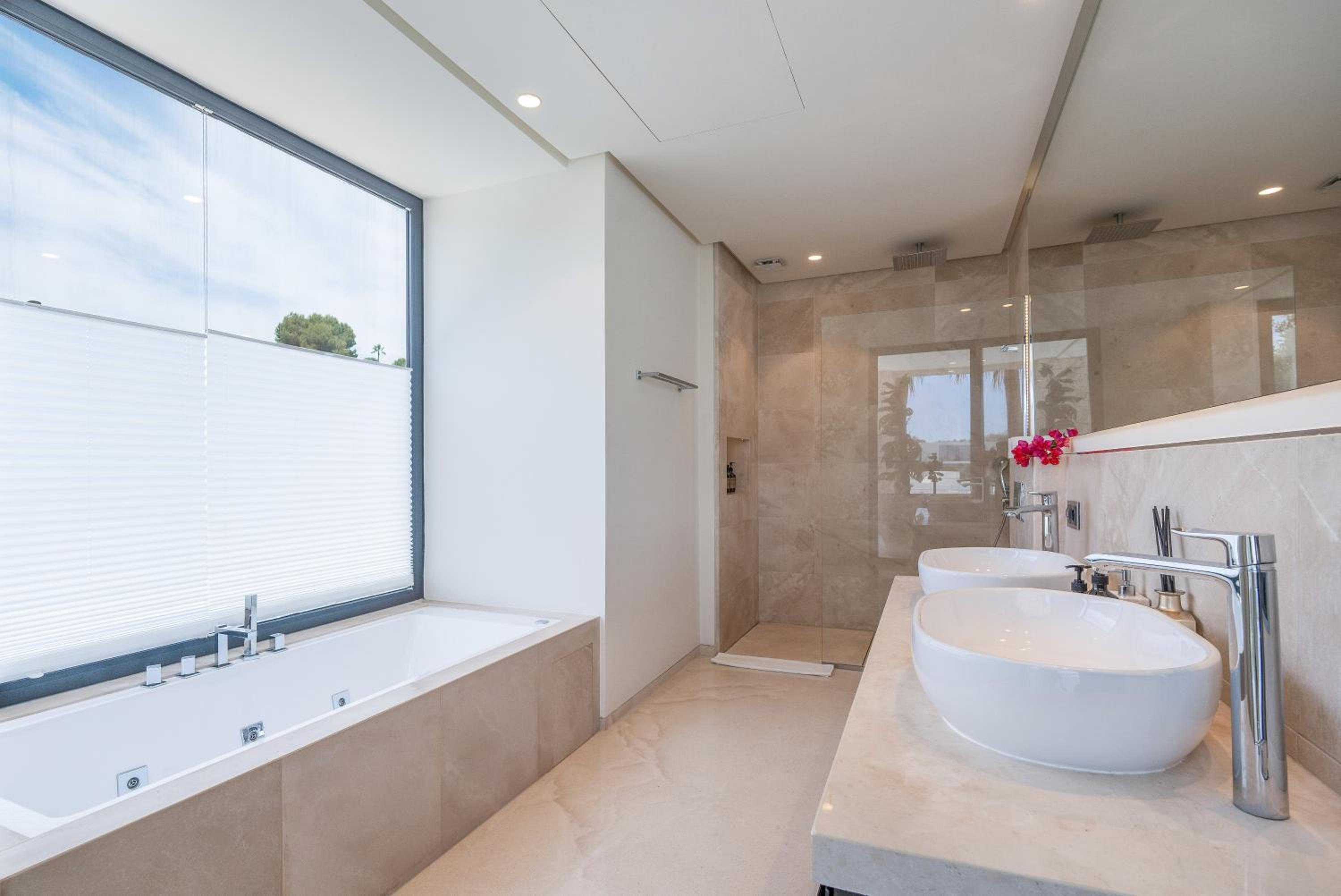 Villa Eva Los Olivos Nueva Andalucia