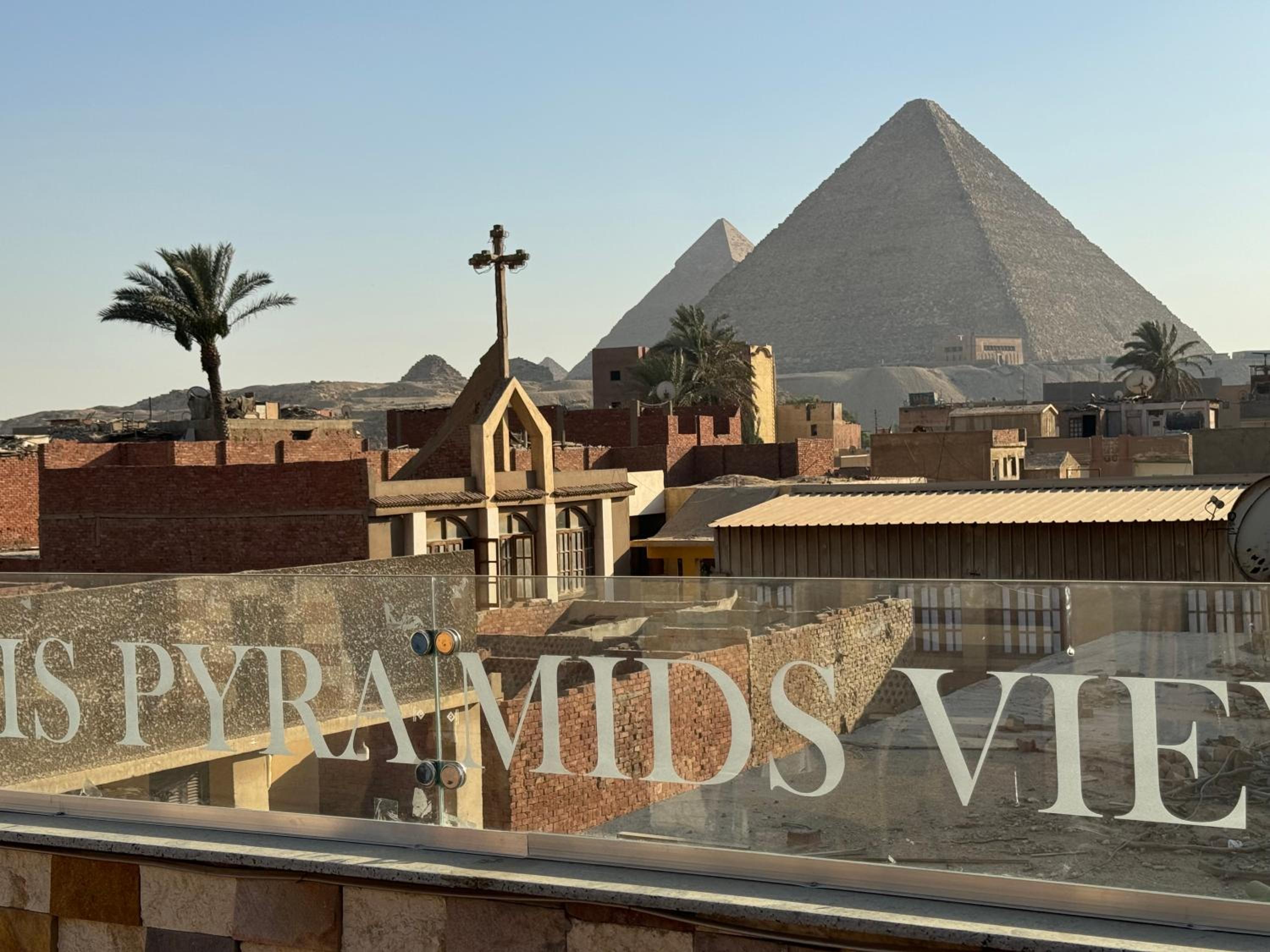 Osiris pyramids view inn