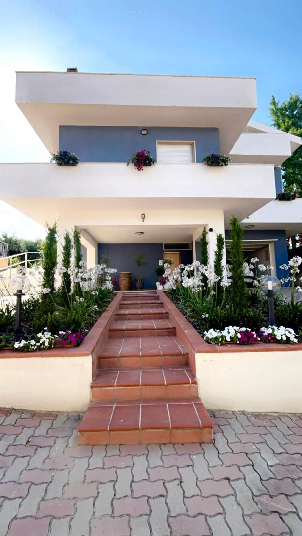 Villa Ettore view 4