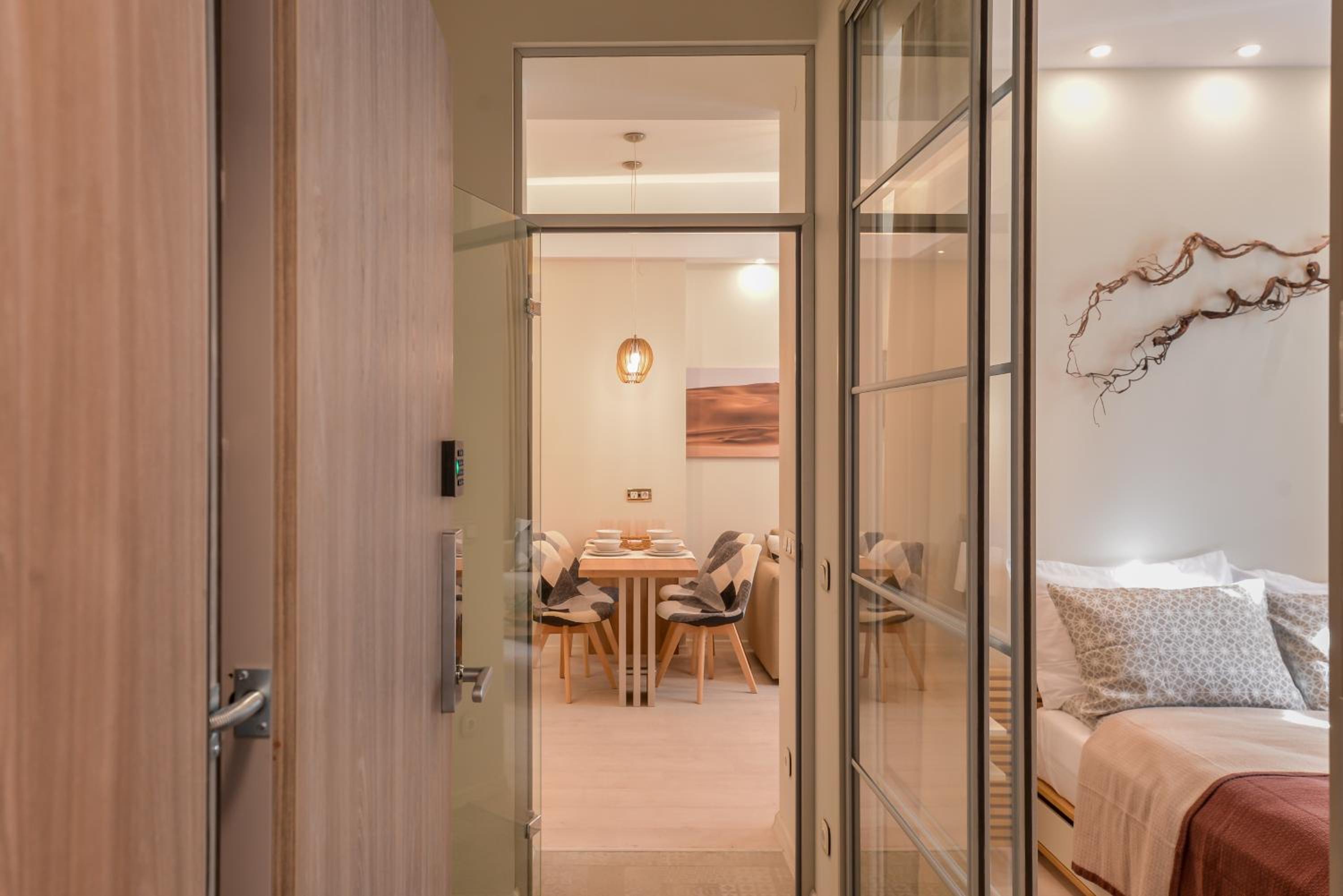 Elegant 1BD Stay on Ekzarh Yosif, Sofia by Flat Mаnager