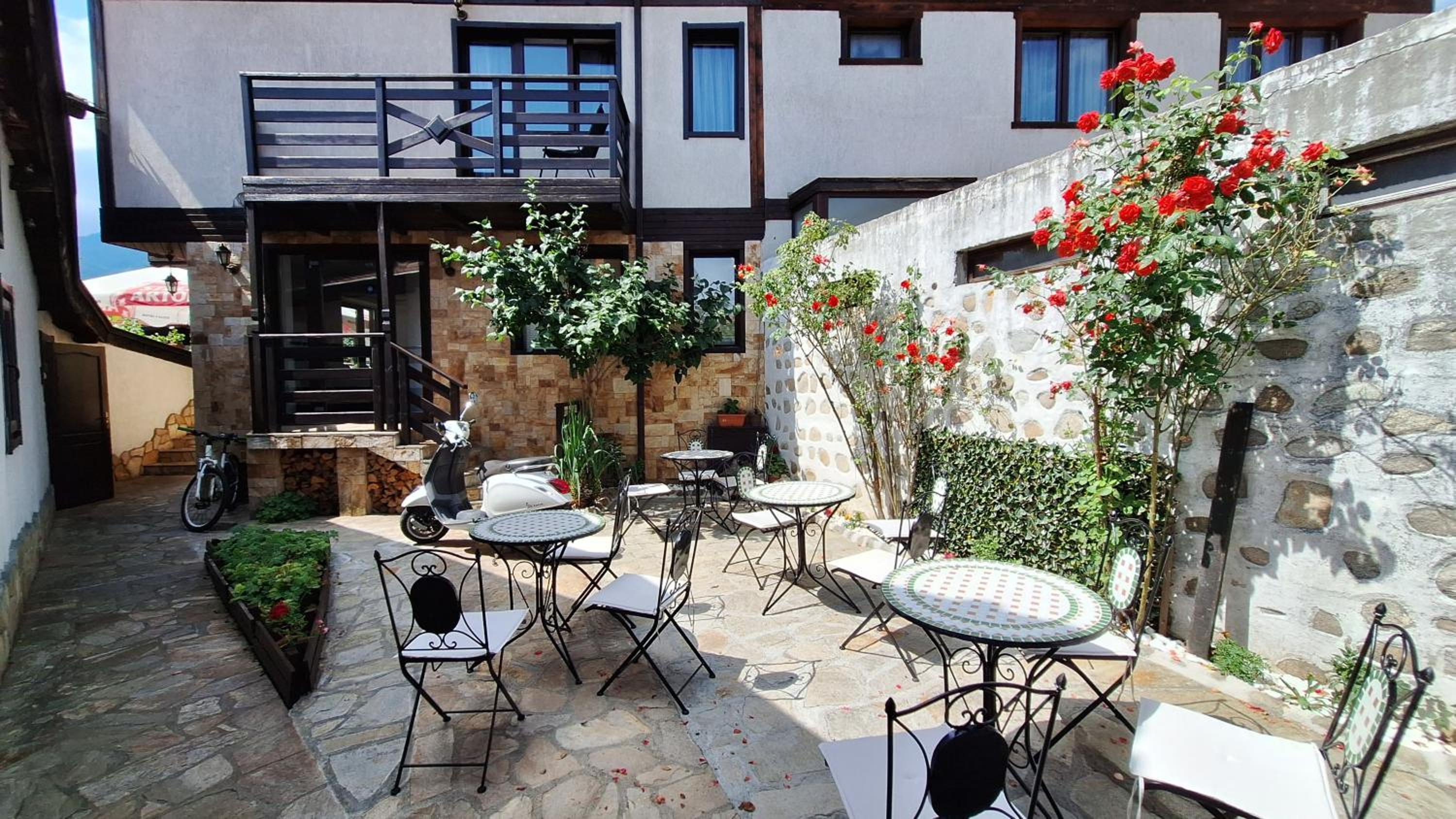 Kadiyata Guest House