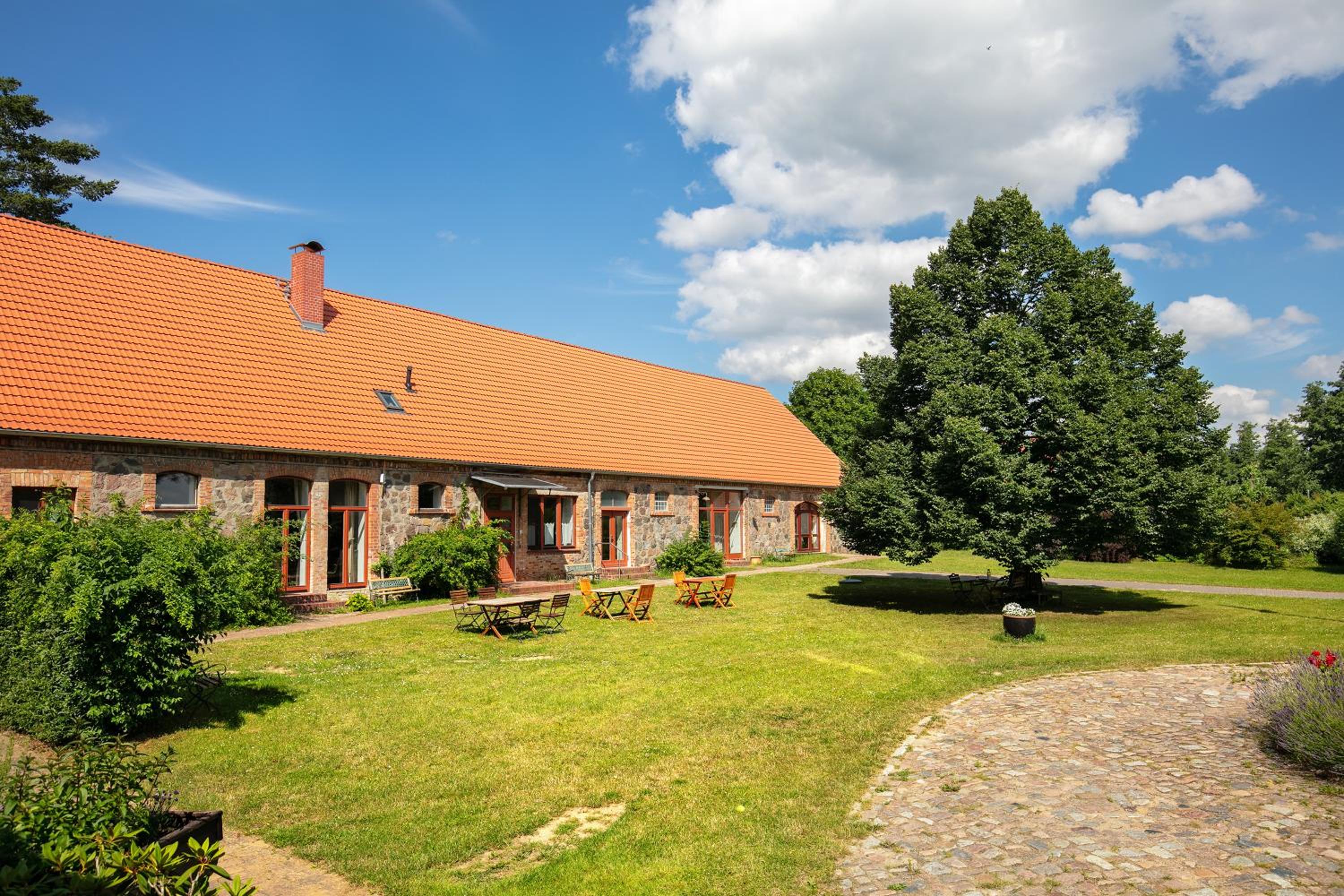 Ferienwohnungen Hof Luisenau