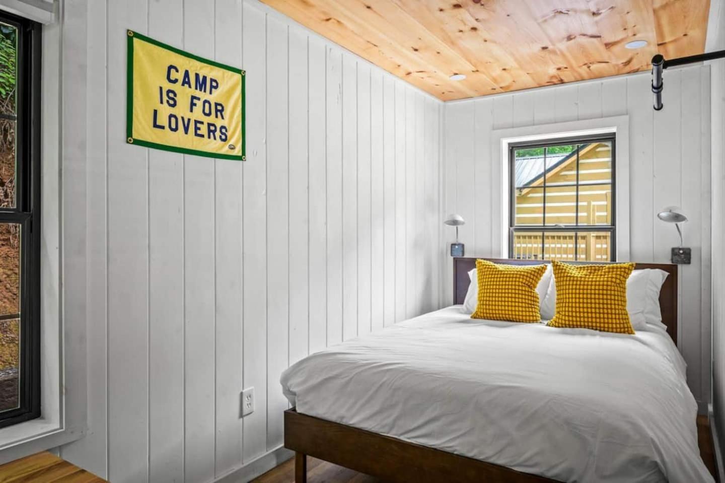 Gatlinburg - Pigeon Forge Vacations - Group Getaway, Modern Cabins Sleep 16, Gatlinburg - Property Image 172