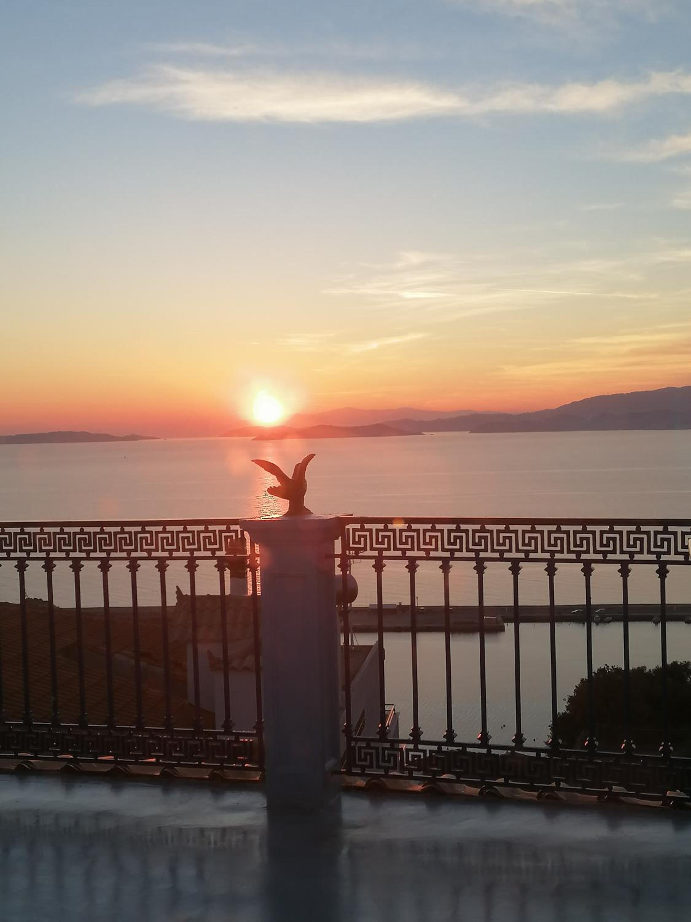 Panoramic Sea View Villa Evmenia and Harbourside Sea front apartments