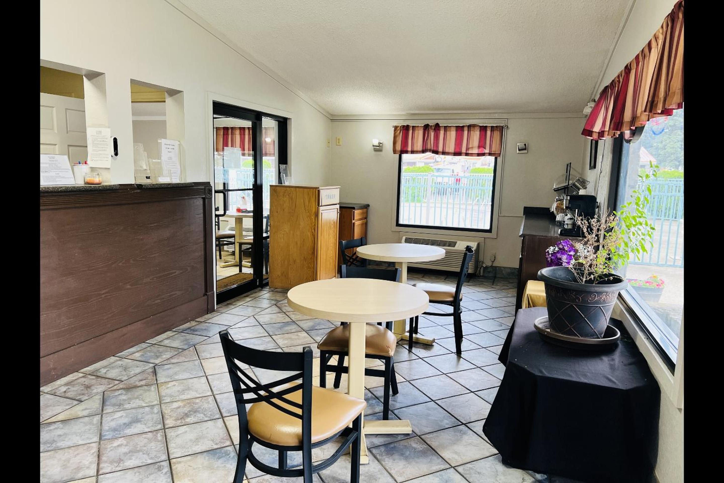 Cozy Garden Inn By OYO Hwy 40 Richmond view 2