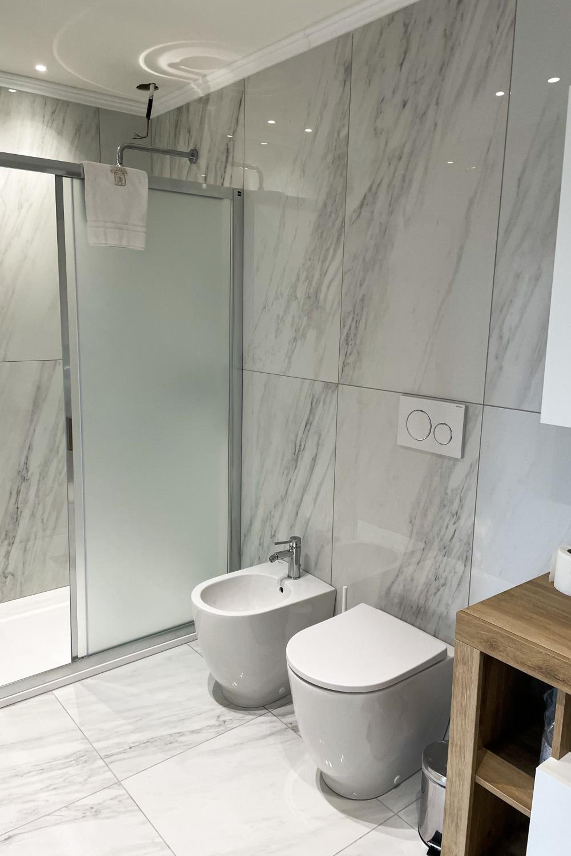Dimore della Cisterna en Stresa — bathroom