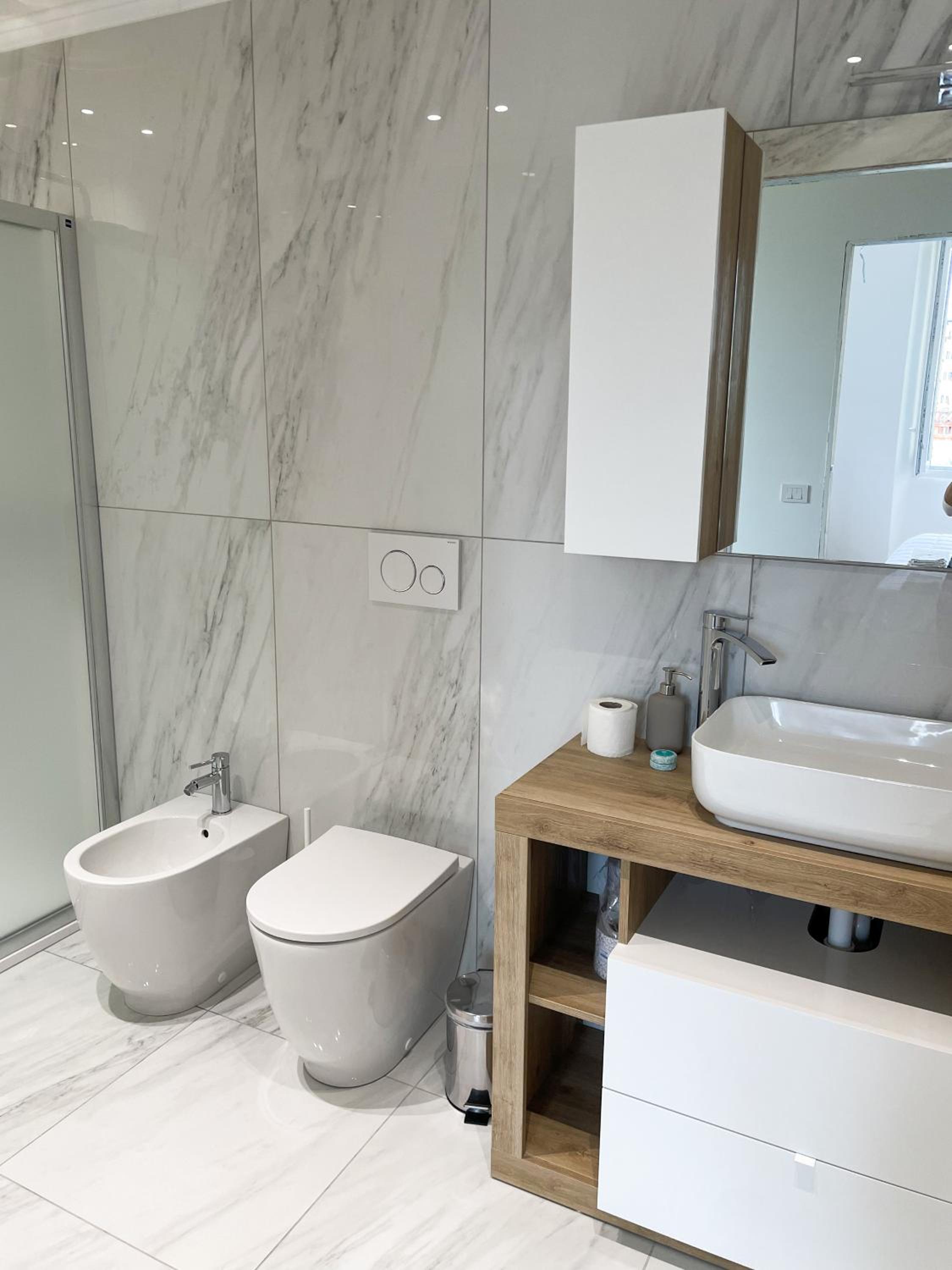 Dimore della Cisterna en Stresa — bathroom