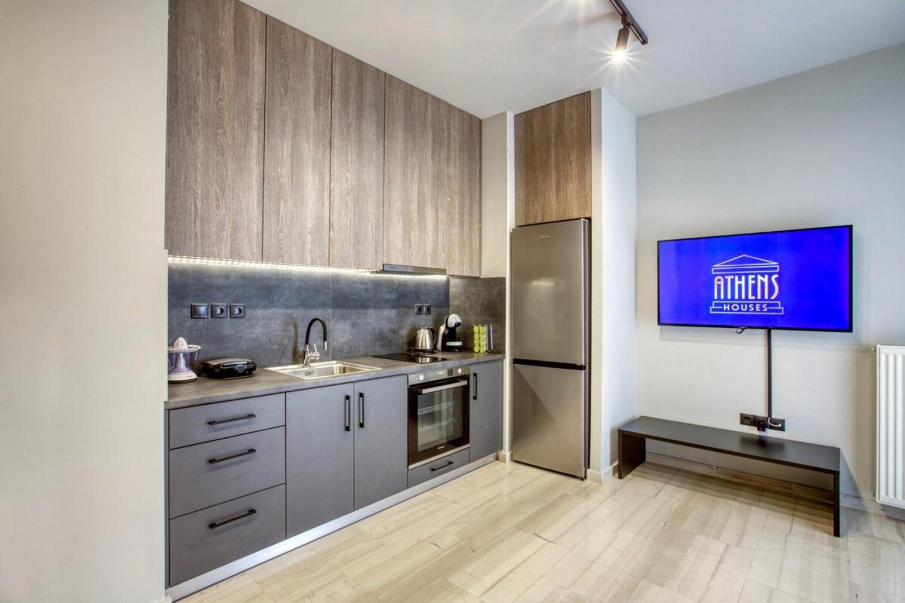 Sweet and modern flat at Palaio faliro