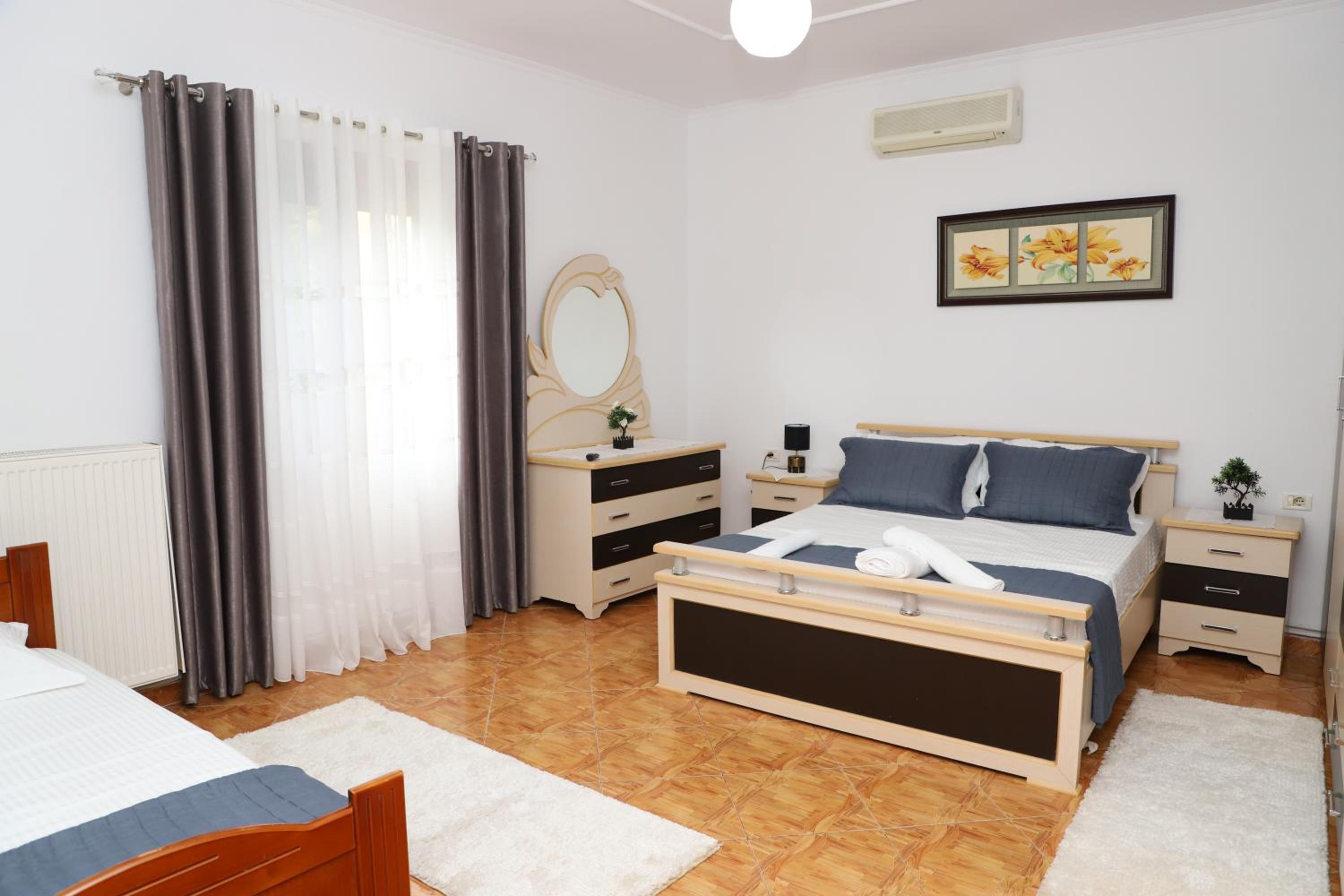 Apartment Xheison