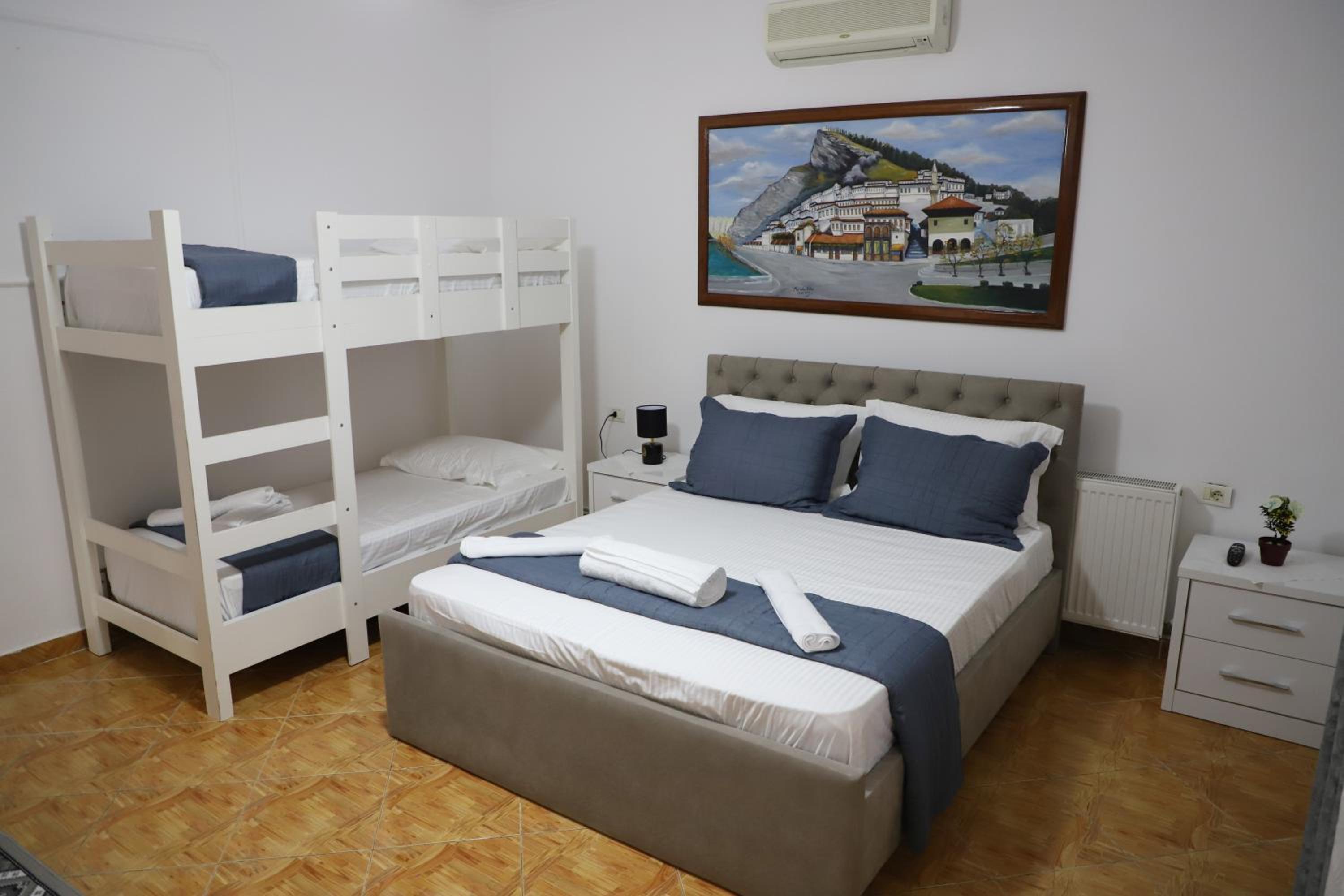 Apartment Xheison