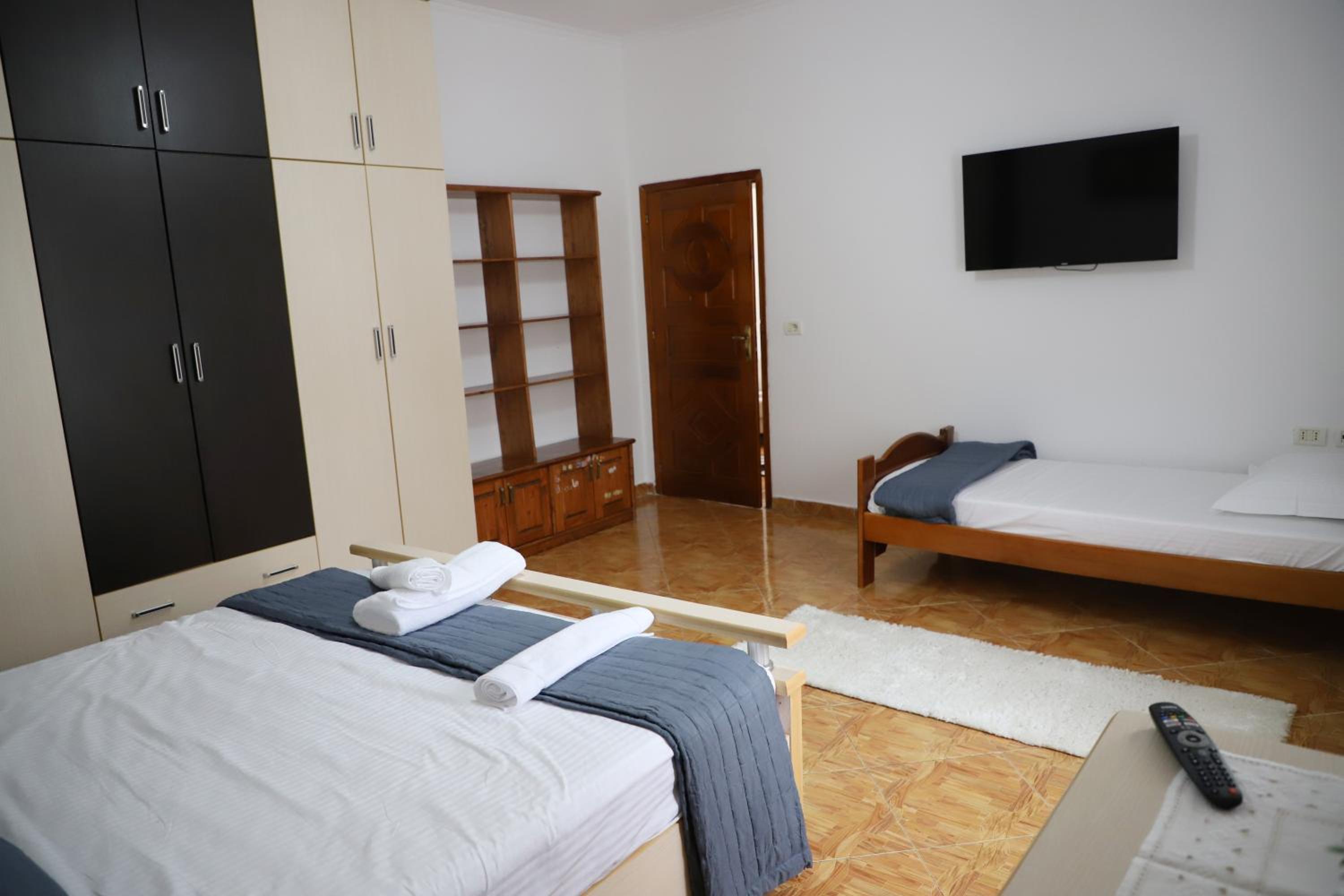 Apartment Xheison