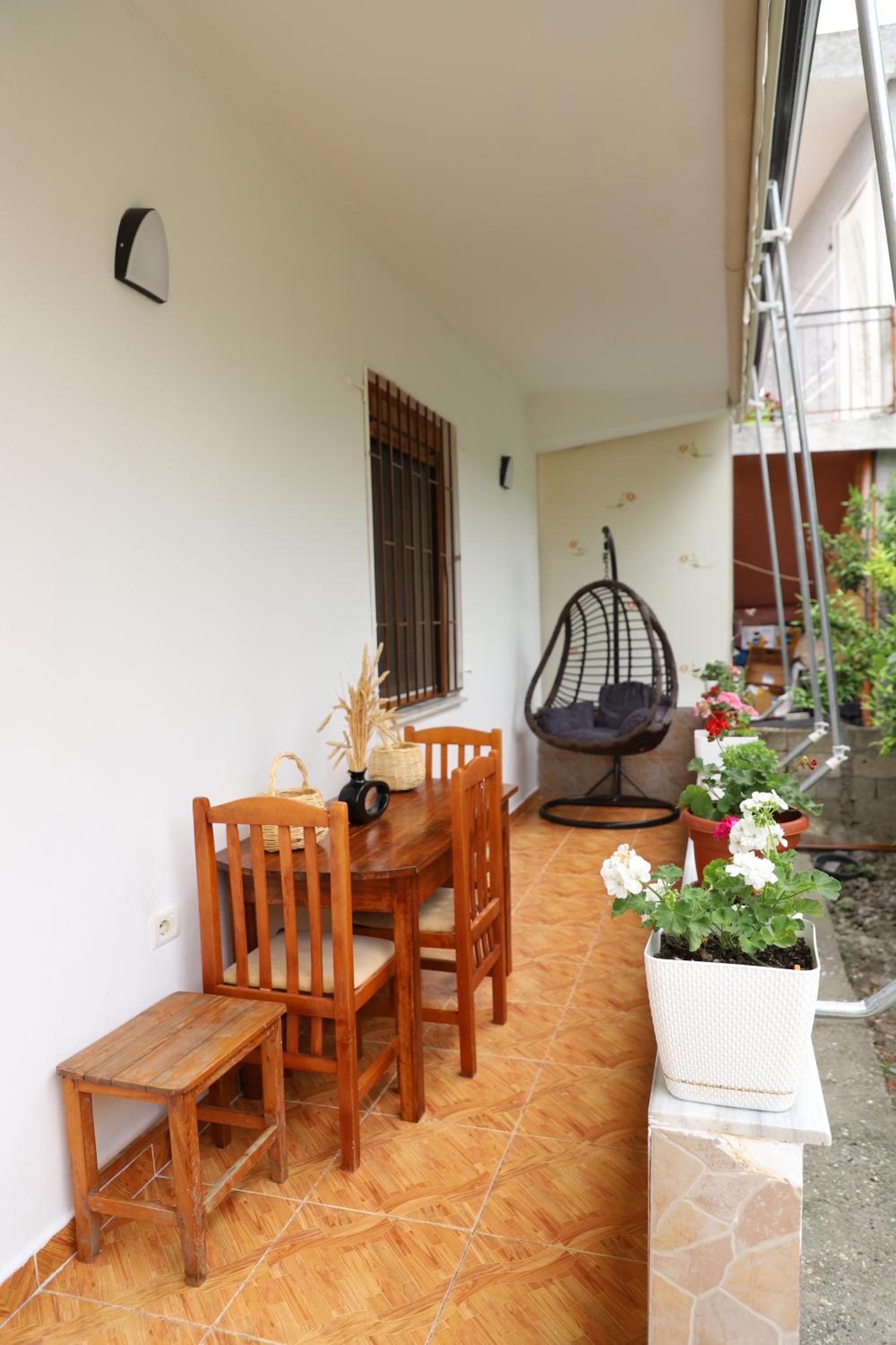 Apartment Xheison