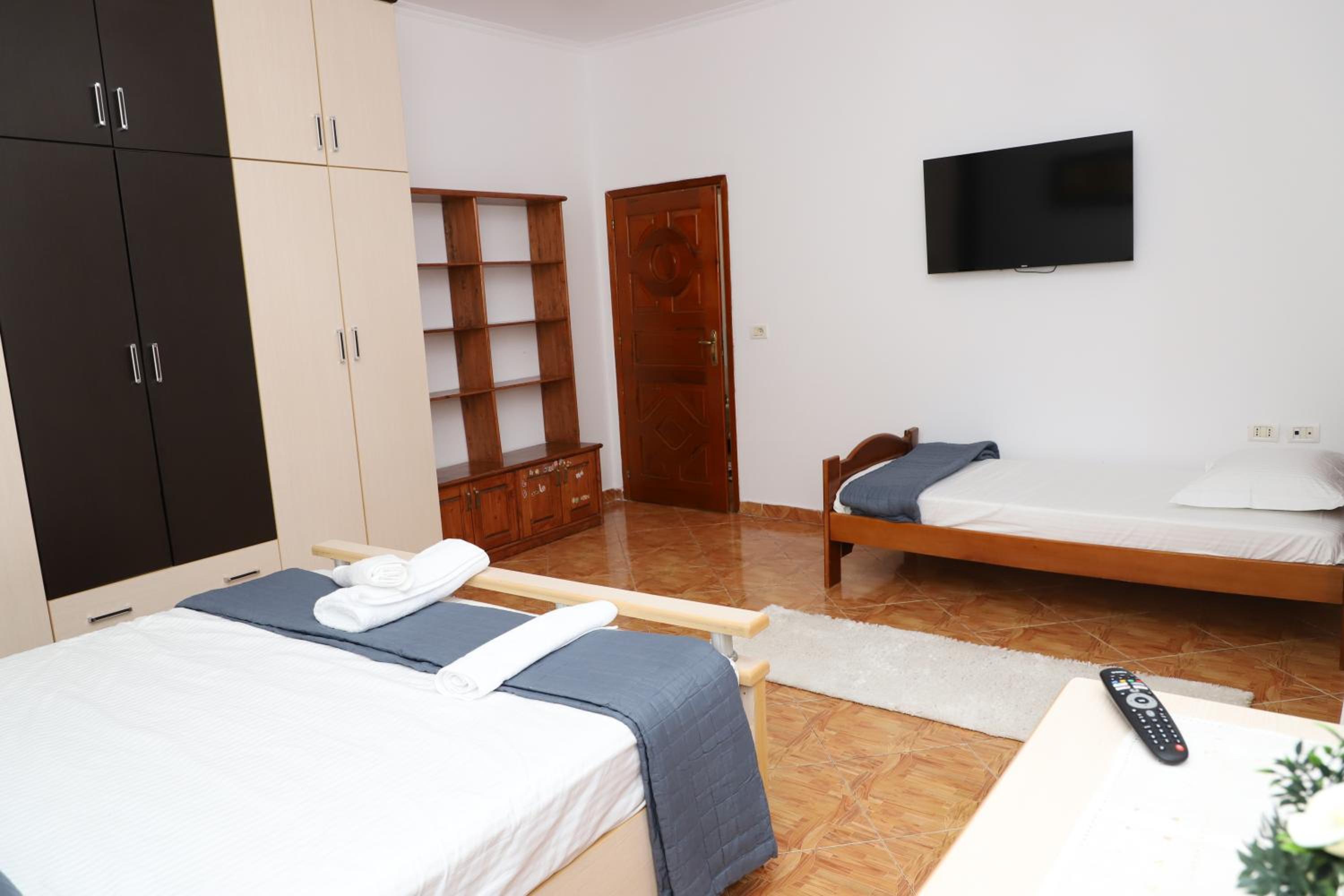 Apartment Xheison