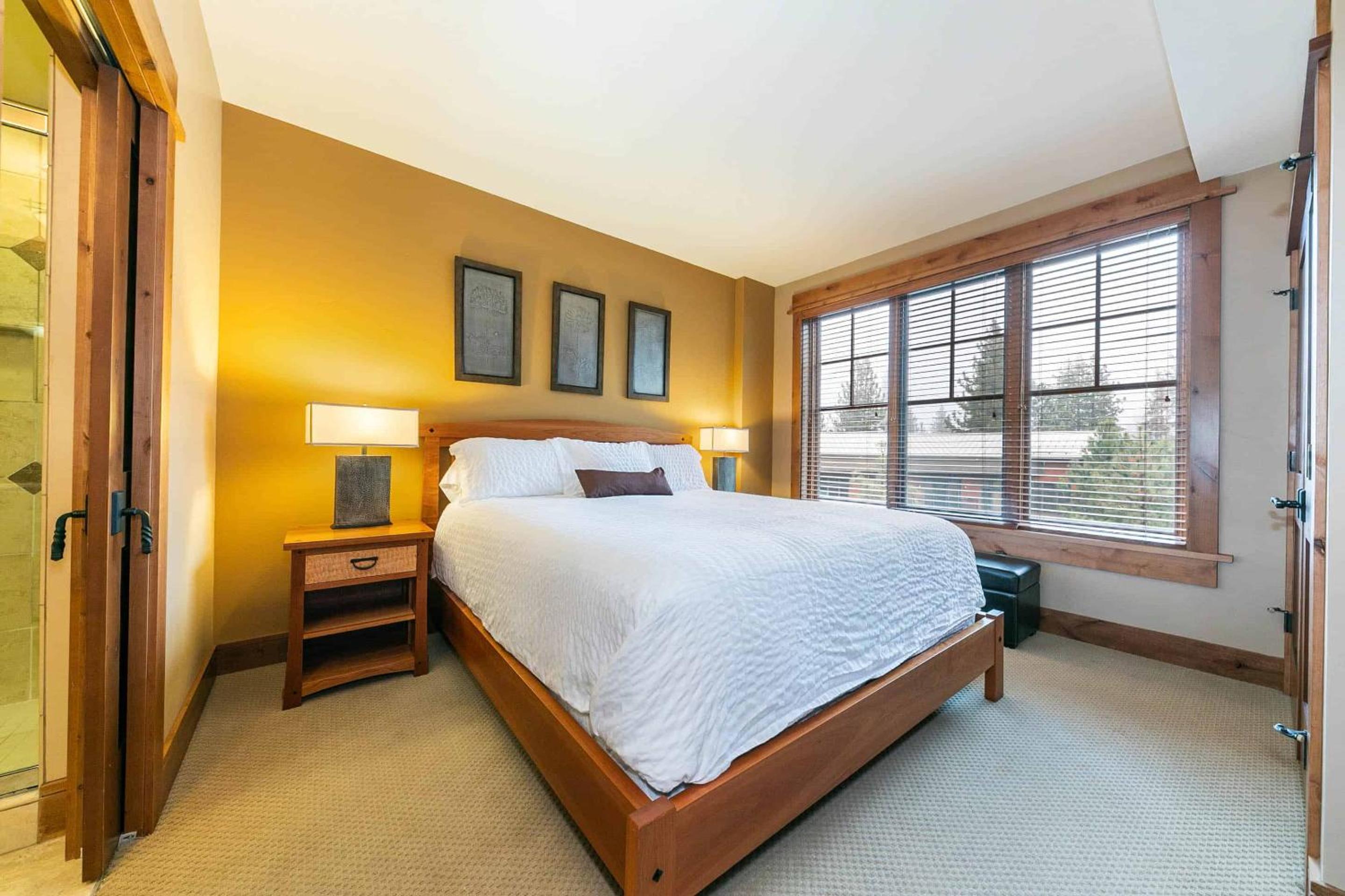 Lake Tahoe Vacations - Catamount Lodge 305 by East West Hospitality - Property Image 26