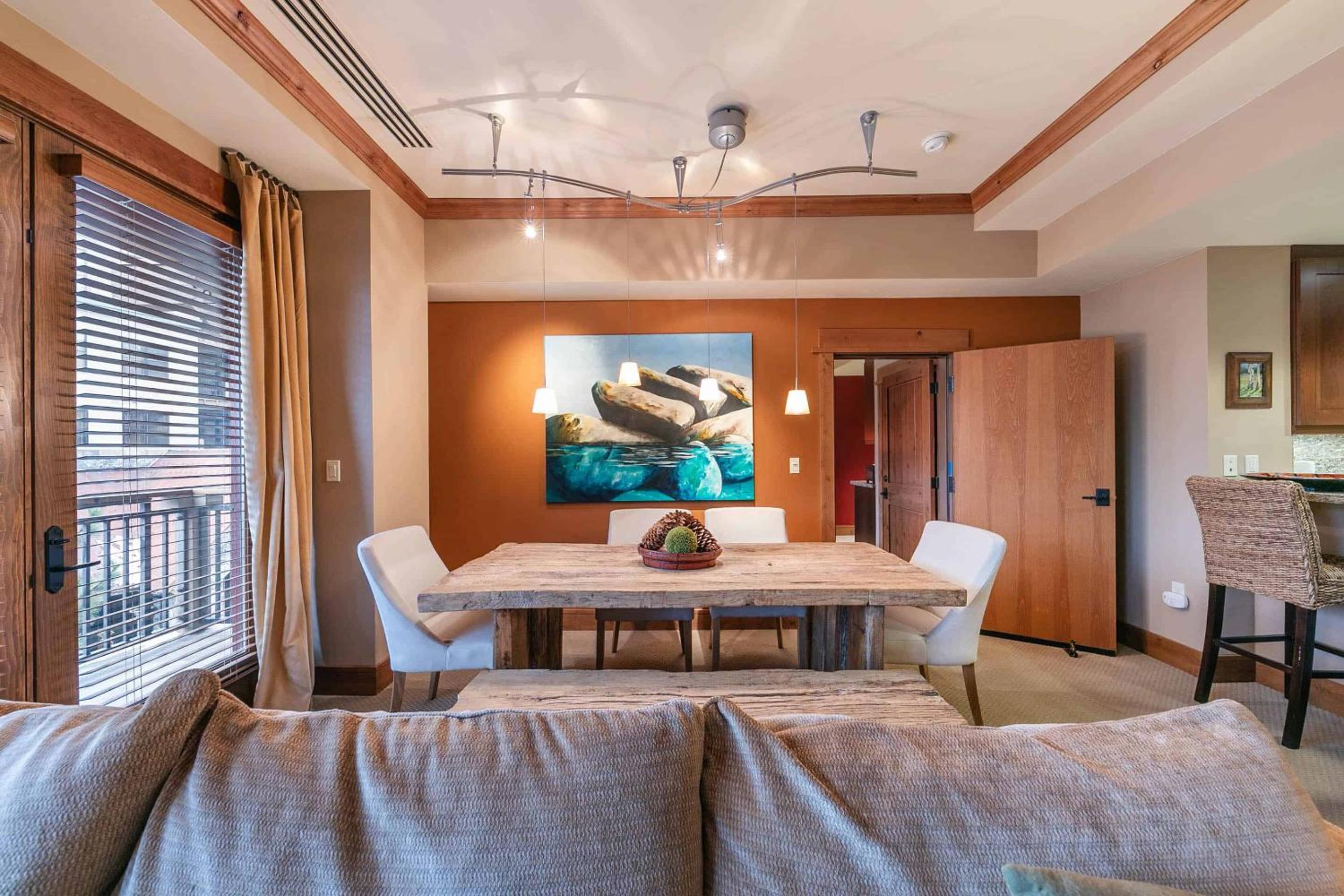 Lake Tahoe Vacations - Catamount Lodge 305 by East West Hospitality - Property Image 22