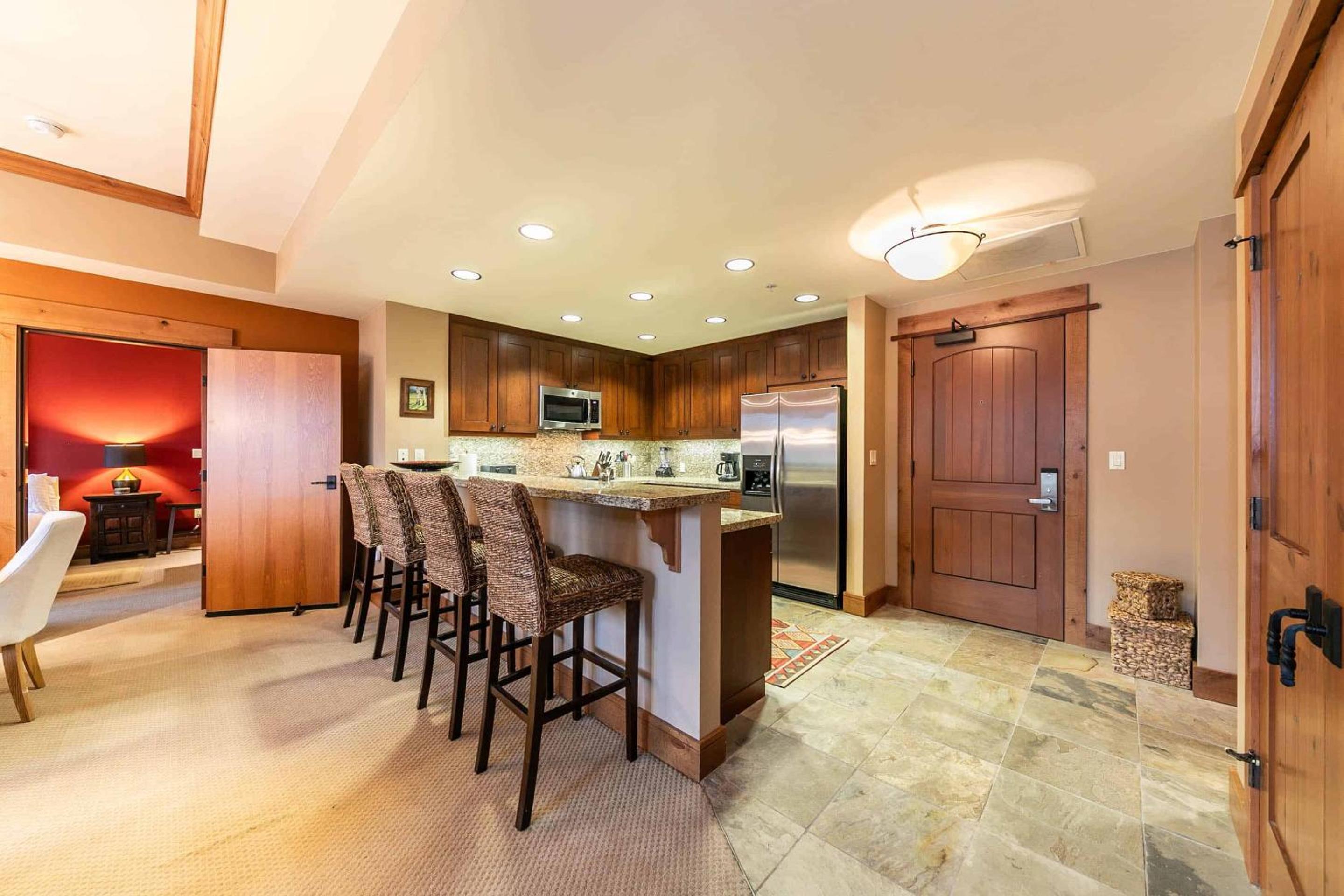 Lake Tahoe Vacations - Catamount Lodge 305 by East West Hospitality - Property Image 28