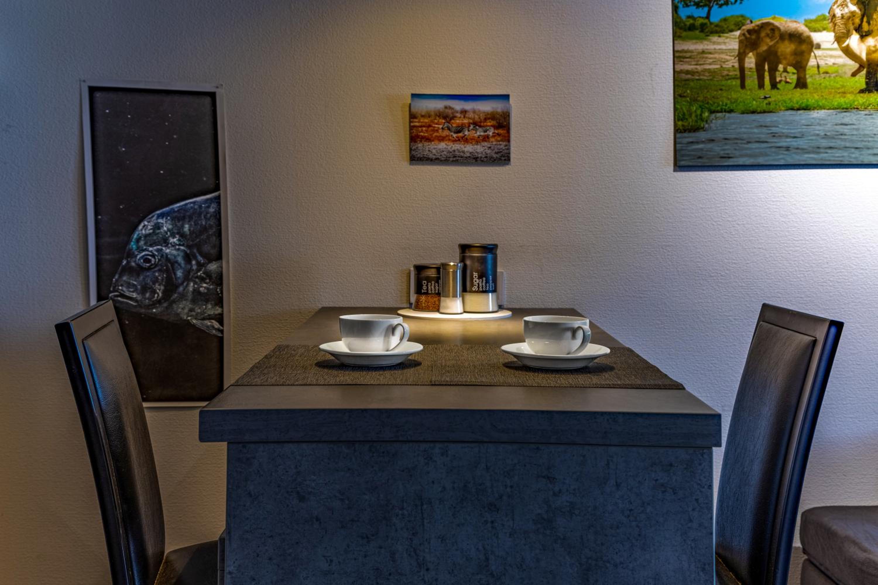Artist's Apartment at the Station view 5