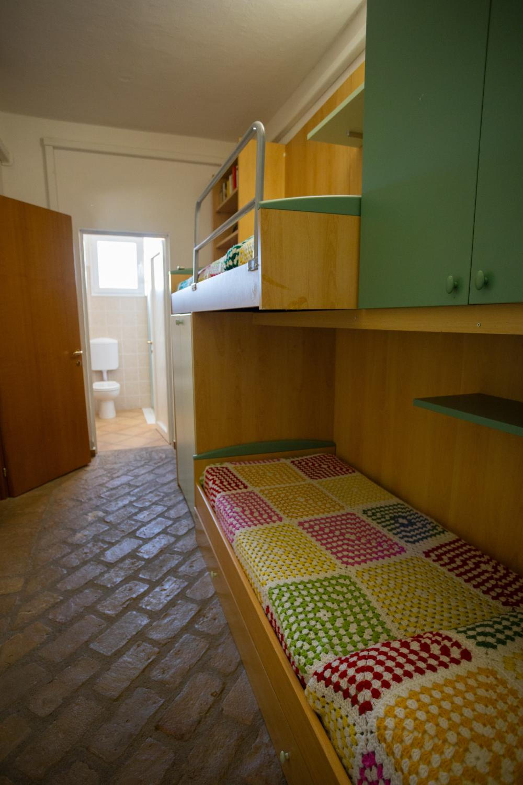 Photo 27