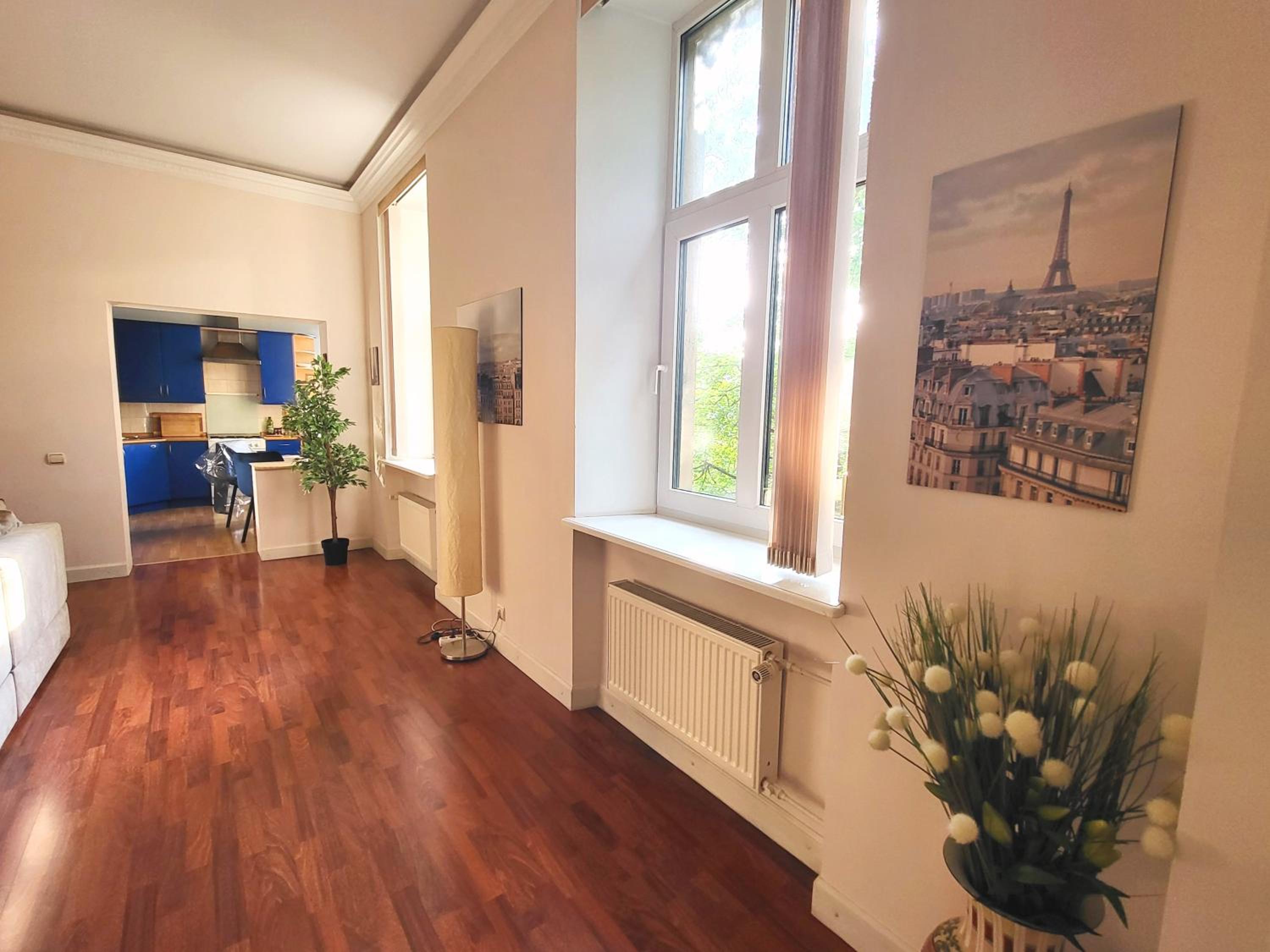 Alunana LUX & Jakuzzi in Quiet centre - 1870's, Near Parks & Old Town view 3