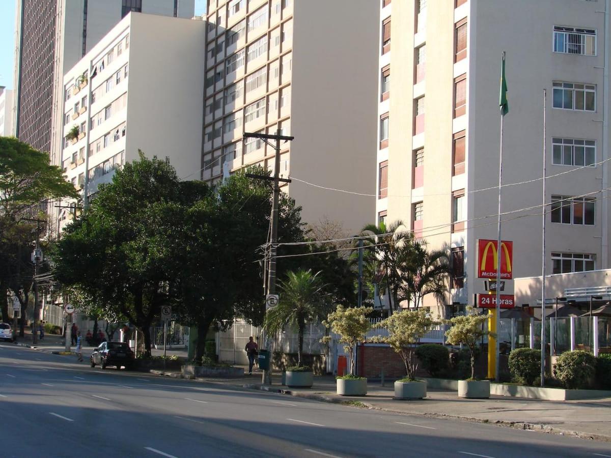 Apt 130m em SP Pinheiros x Jardins Próximo ao metrô