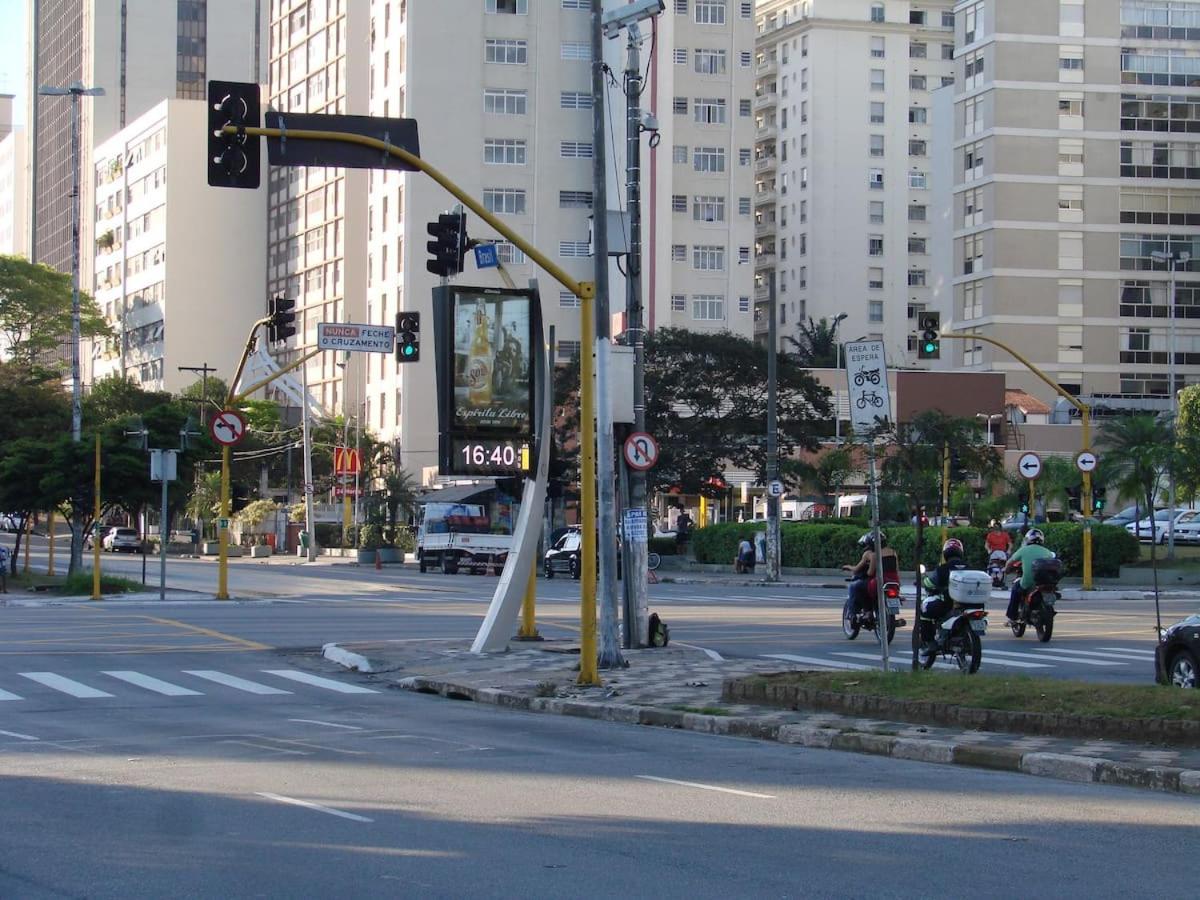 Apt 130m em SP Pinheiros x Jardins Próximo ao metrô