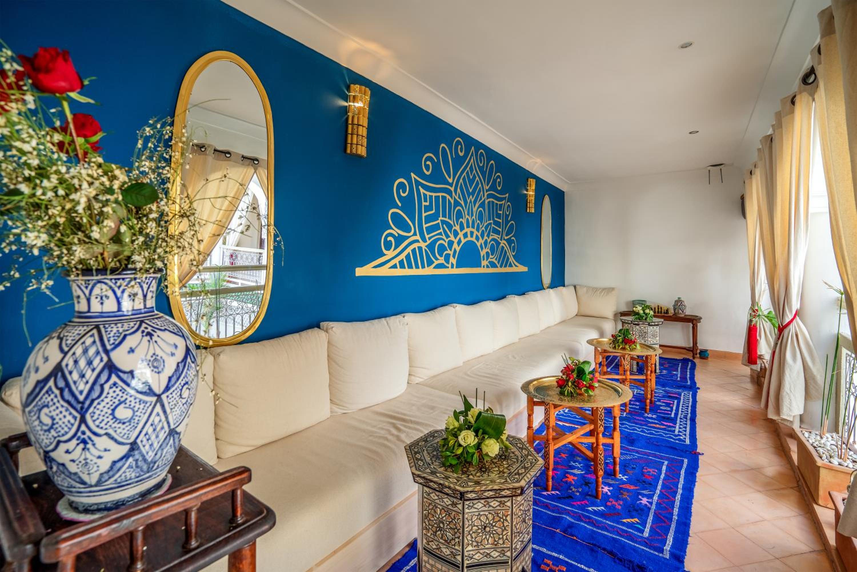 lounge