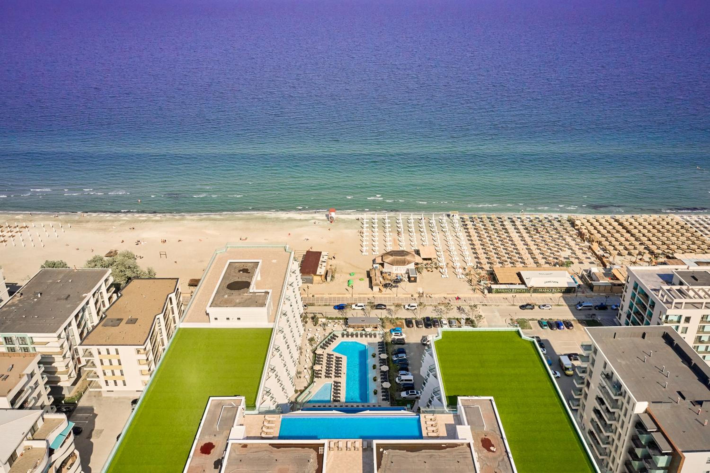 Hotel Yuma - Jacuzzi & Sauna Infinity Resort - Image 1