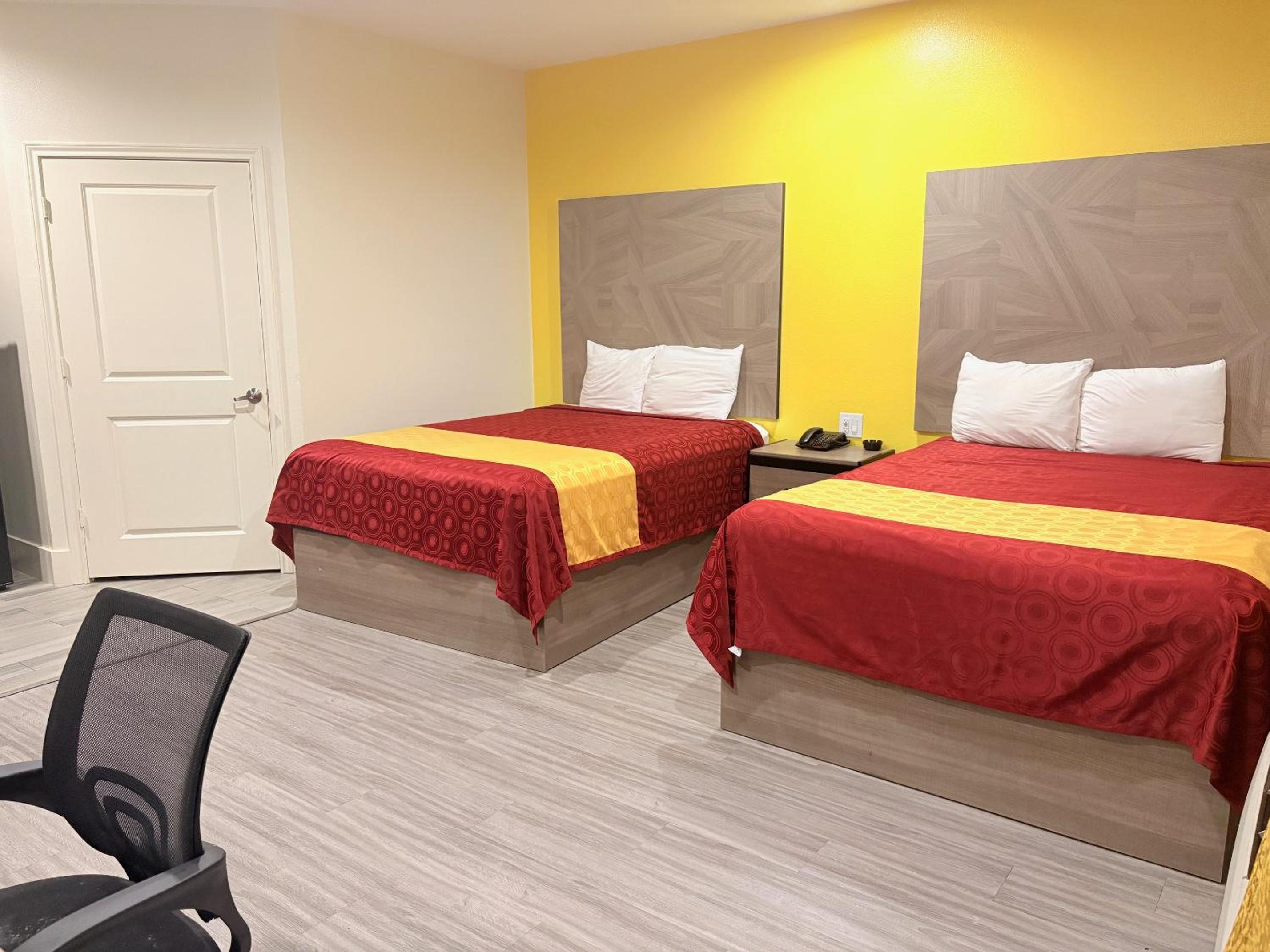 Americas Best Value Inn Houston Veterans Memorial