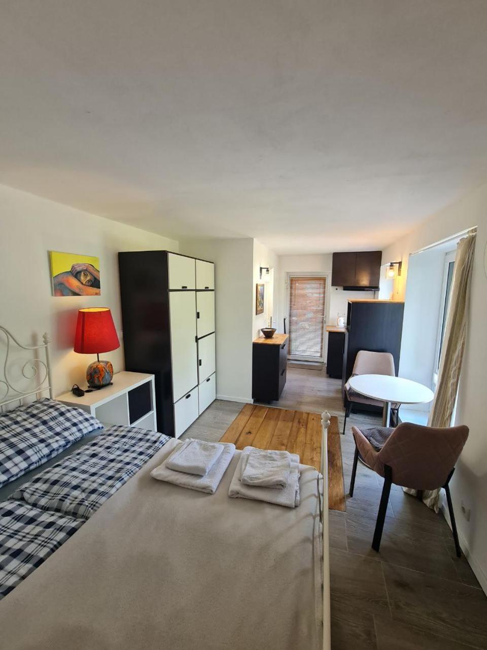 Airport Private Apartment, Advance Registration, No Reception, Self Check-in, Calm Environment, Non-Smoking Guests