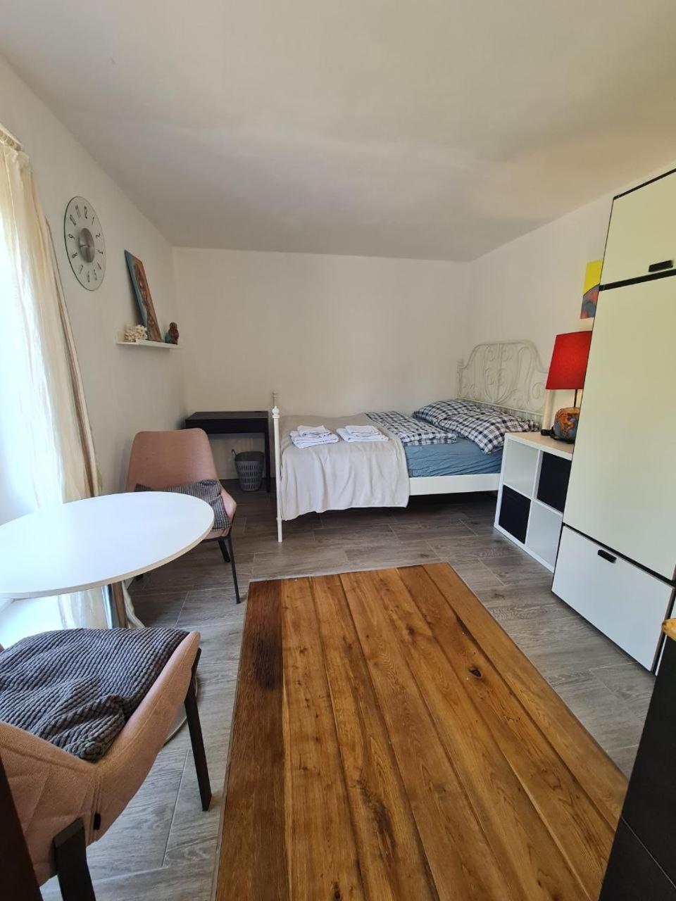 Airport Private Apartment, Advance Registration, No Reception, Self Check-in, Calm Environment, Non-Smoking Guests