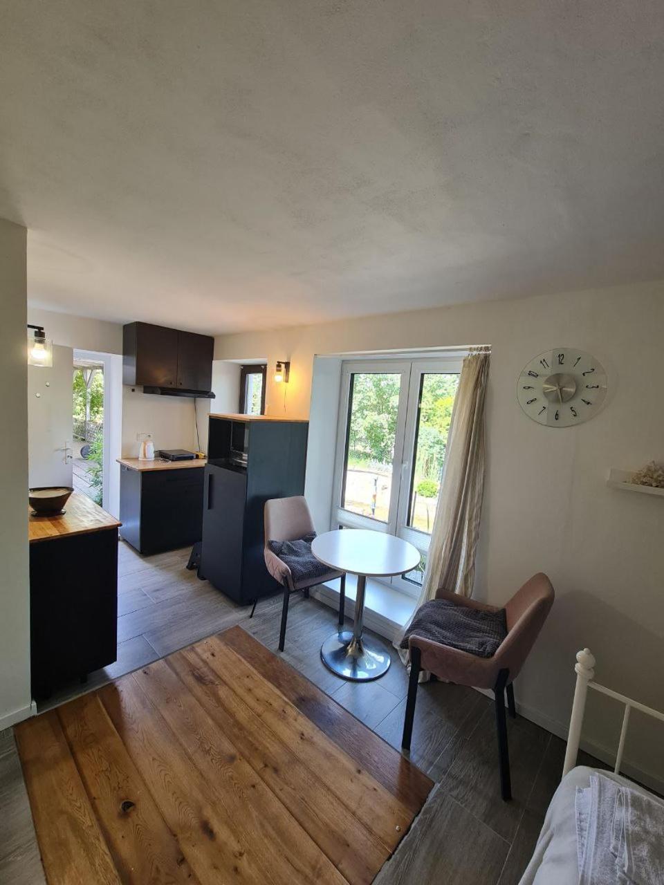 Airport Private Apartment, Advance Registration, No Reception, Self Check-in, Calm Environment, Non-Smoking Guests