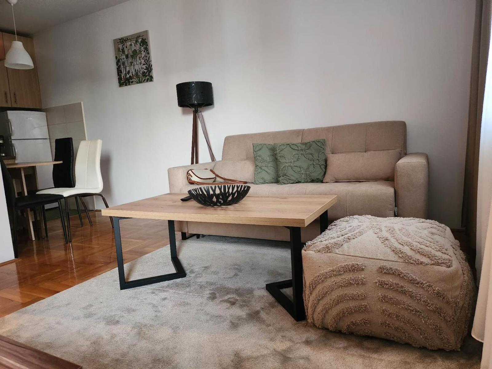 Simple Apartment