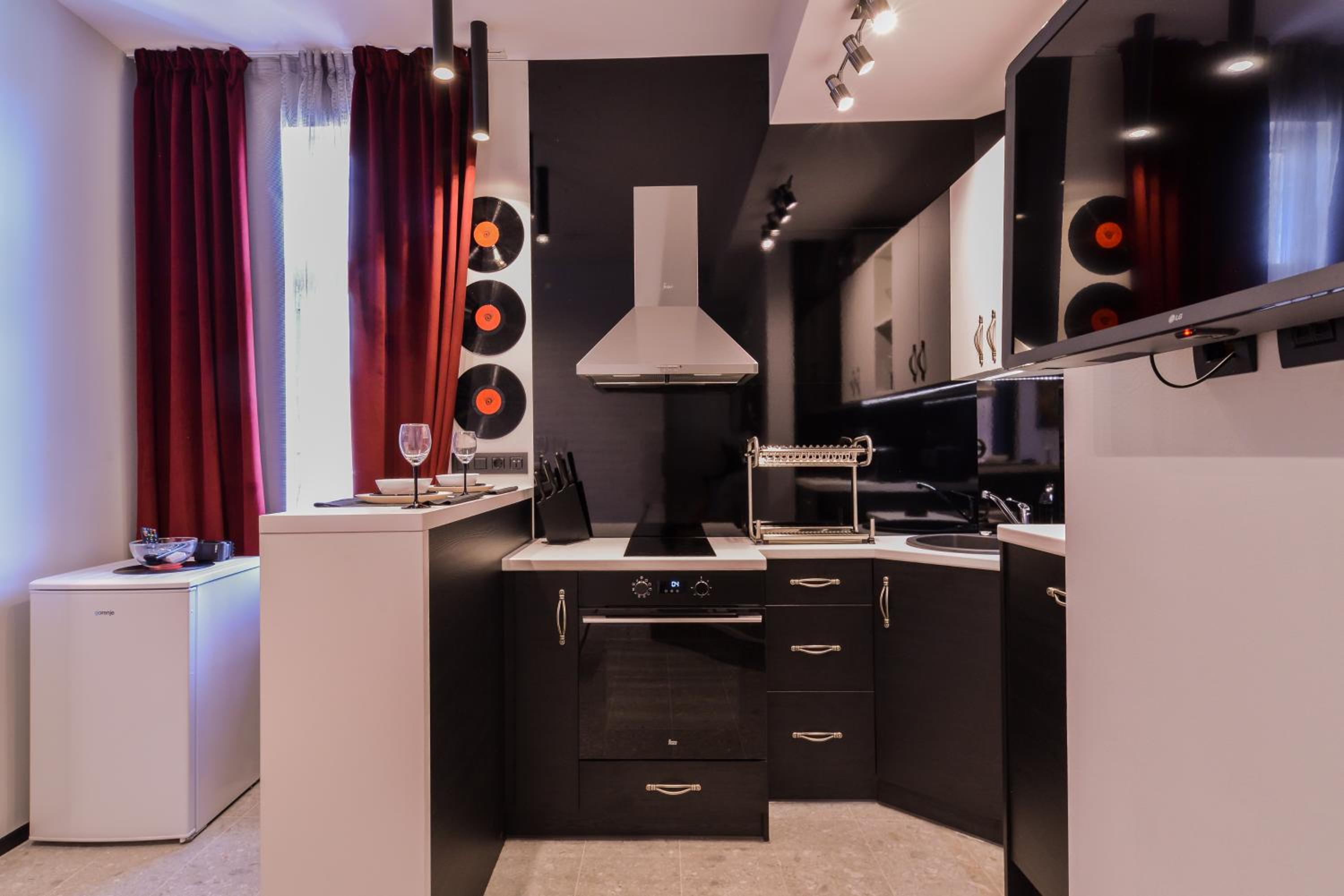 Sofia Stylish 1-BDR with Rock'n'Roll Vibes