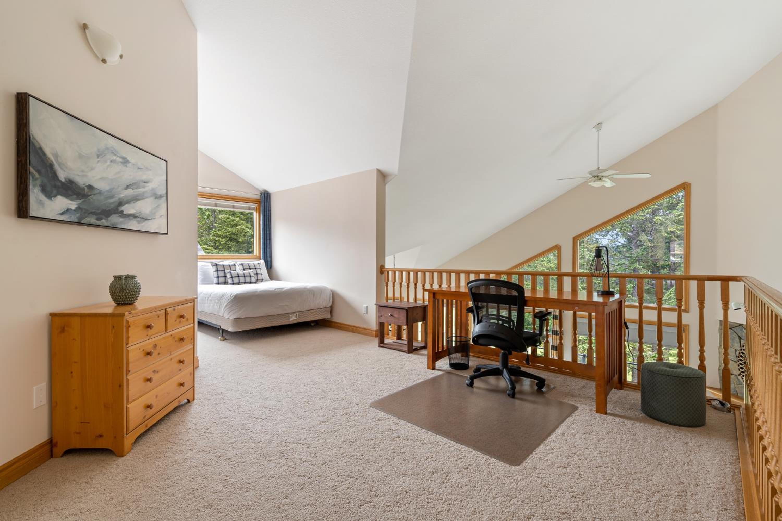 Chateau Lawrence, Pool Table, Kids' Gaming Room