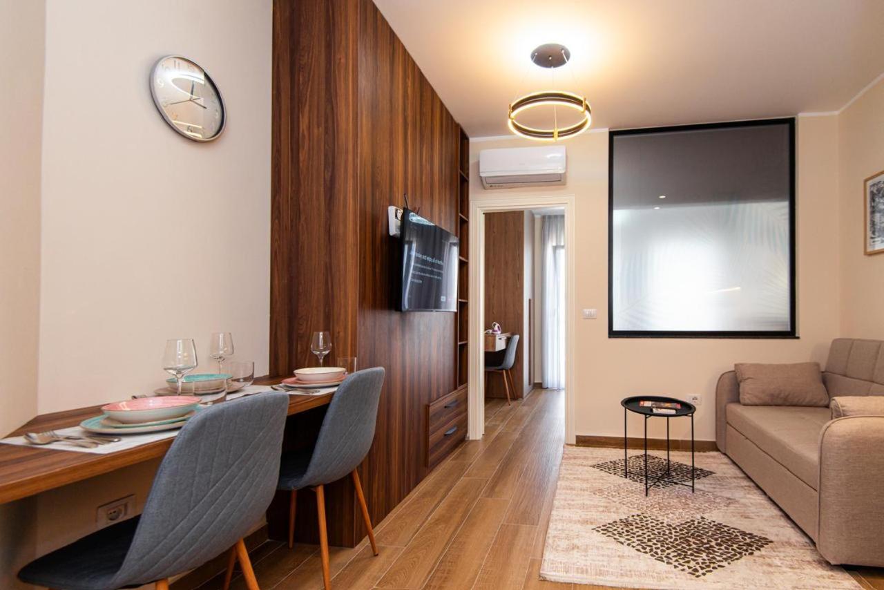 Loris Apartaments 303