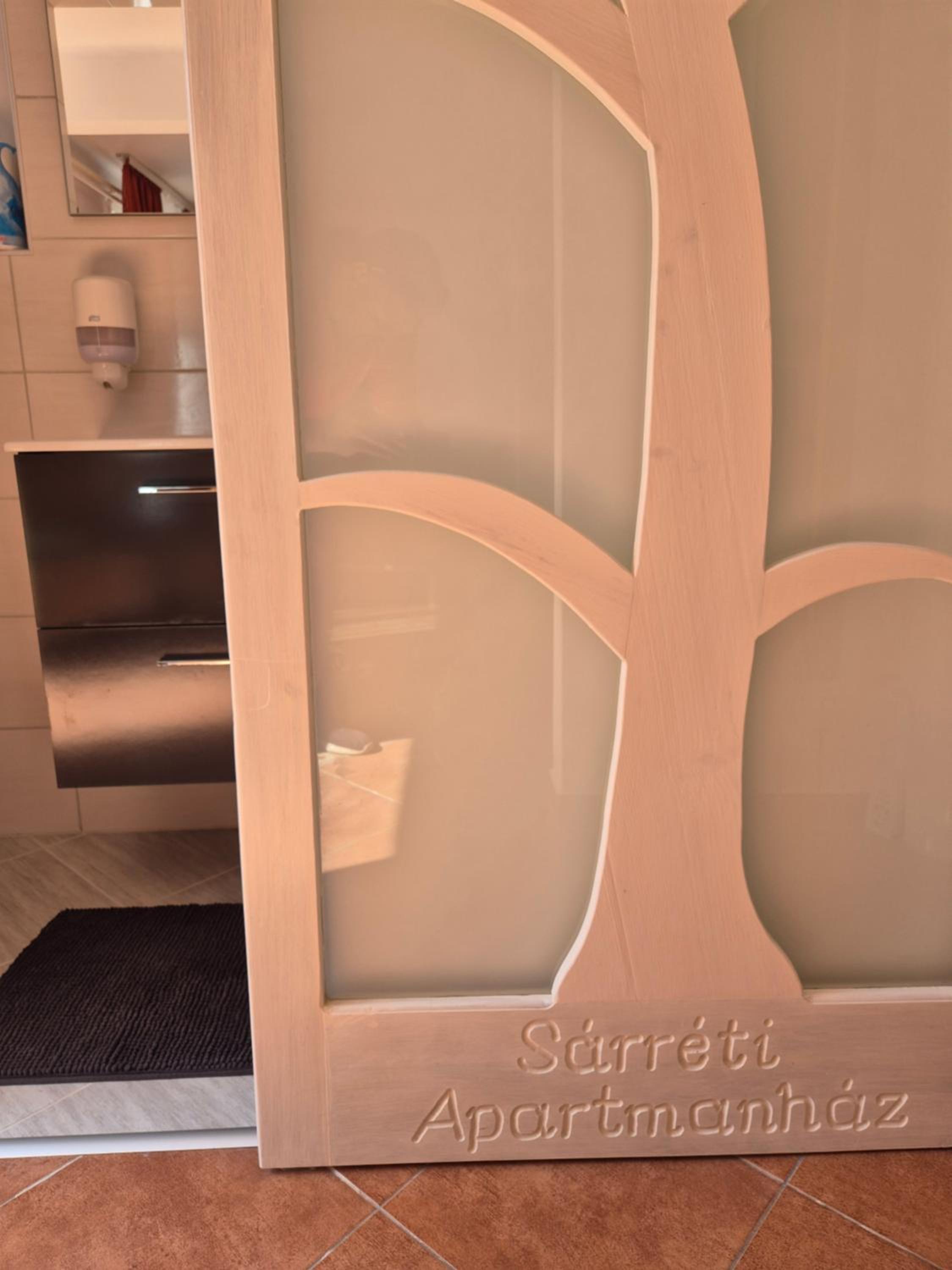 Sárréti Apartmanház