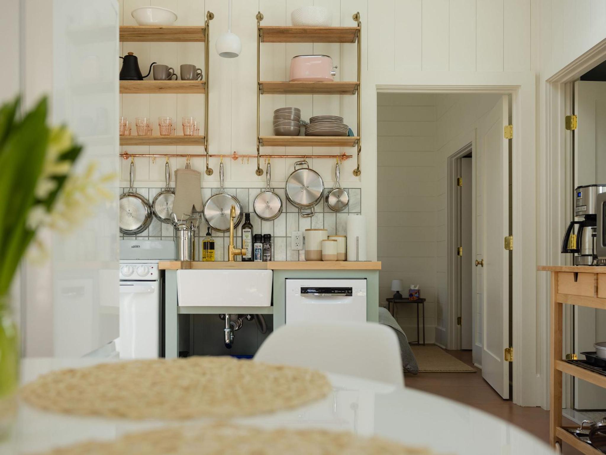 Queen City Bungalow & Cottages