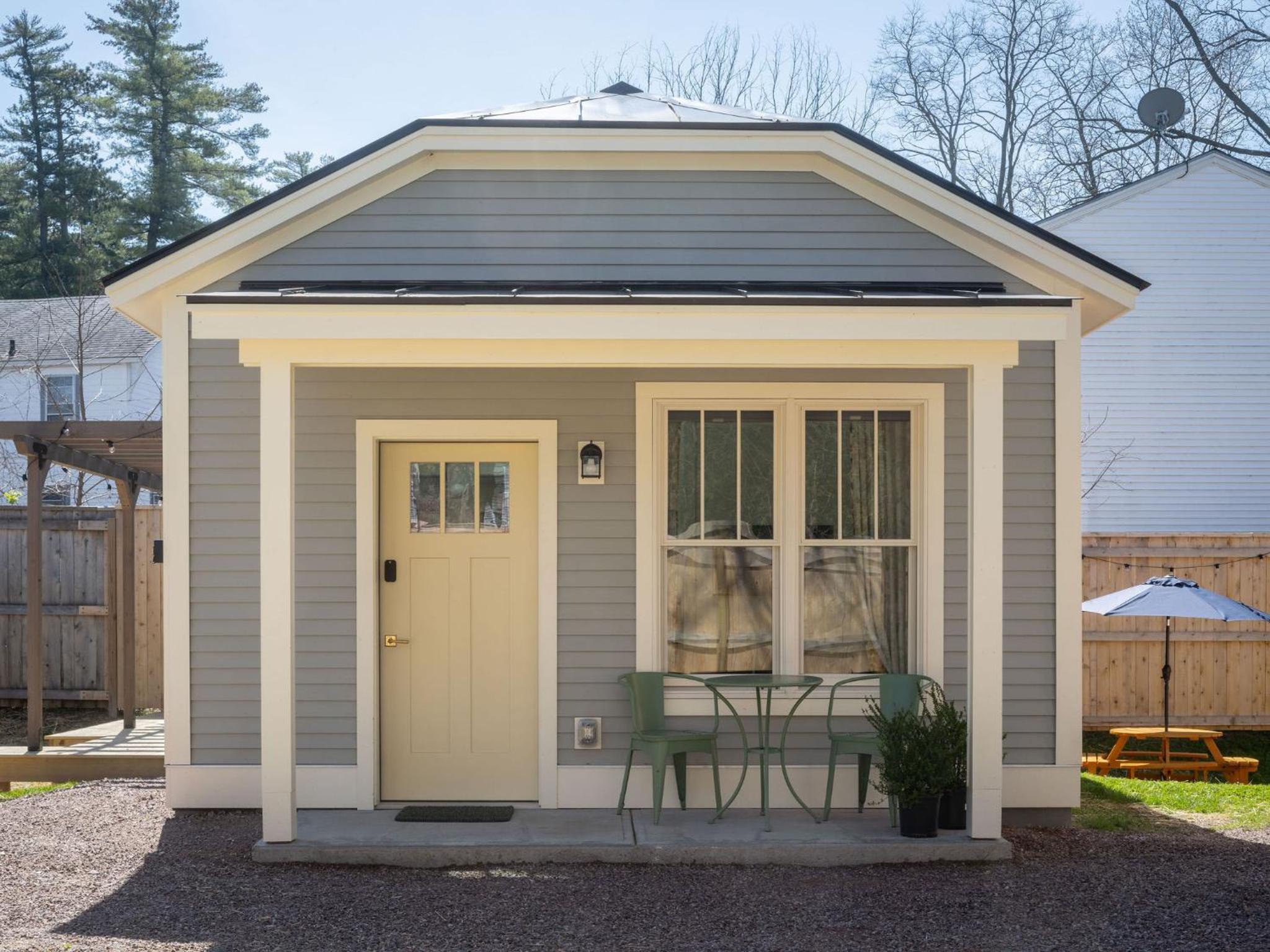 Queen City Bungalow & Cottages