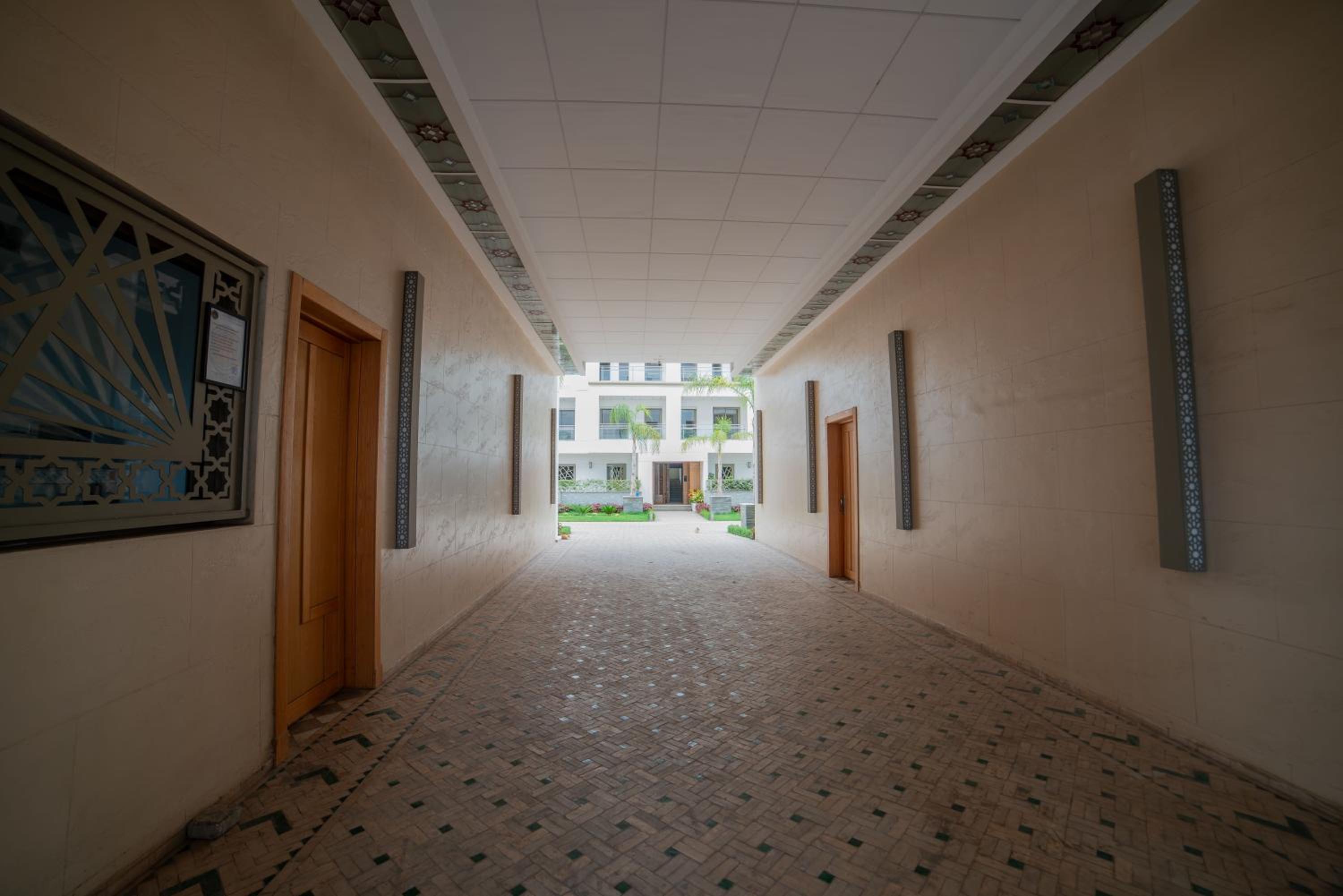Luxury Apartment 101sqm with Beach front, AC and Unlimited Wi-Fi view 2