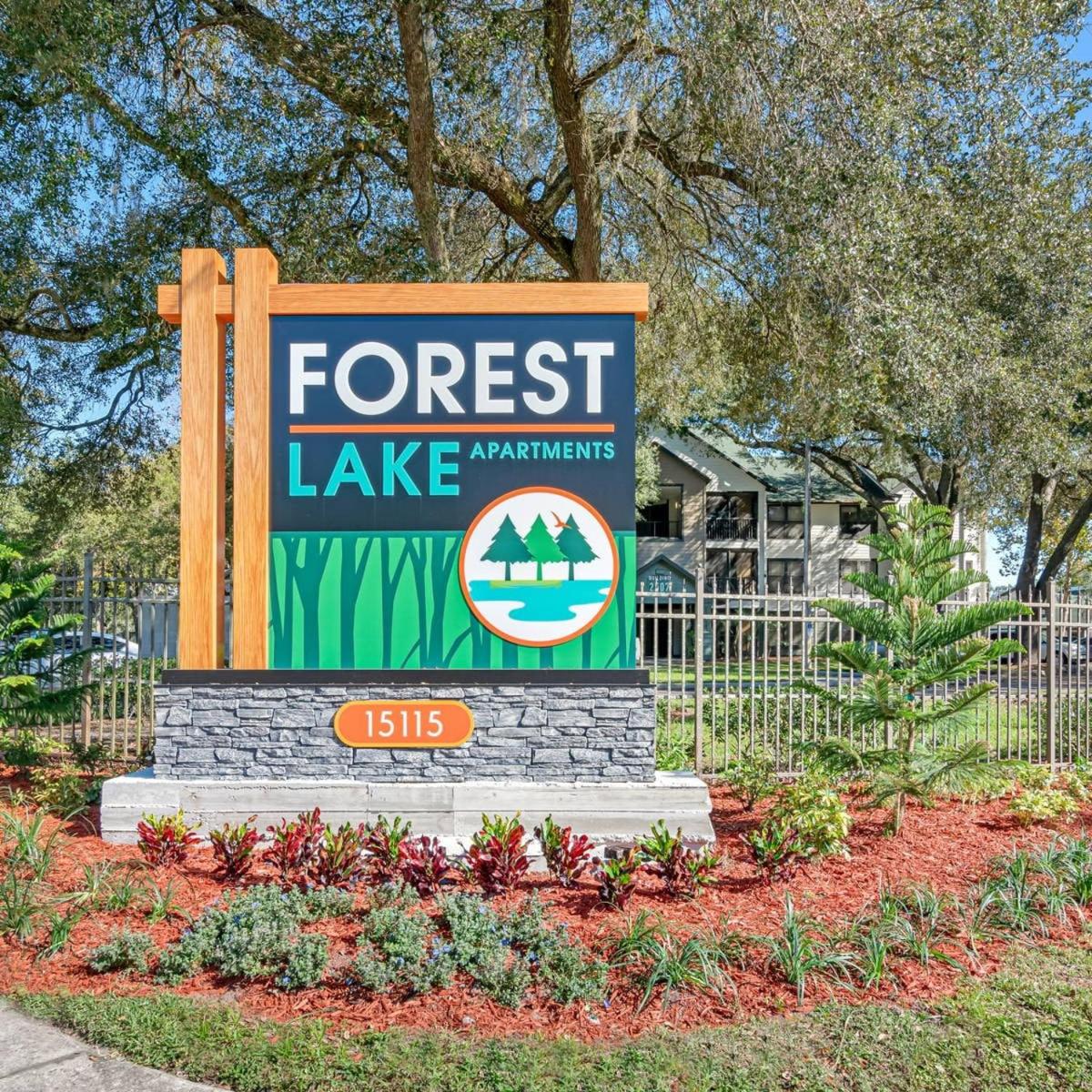 Family-friendly unit w patio view 3