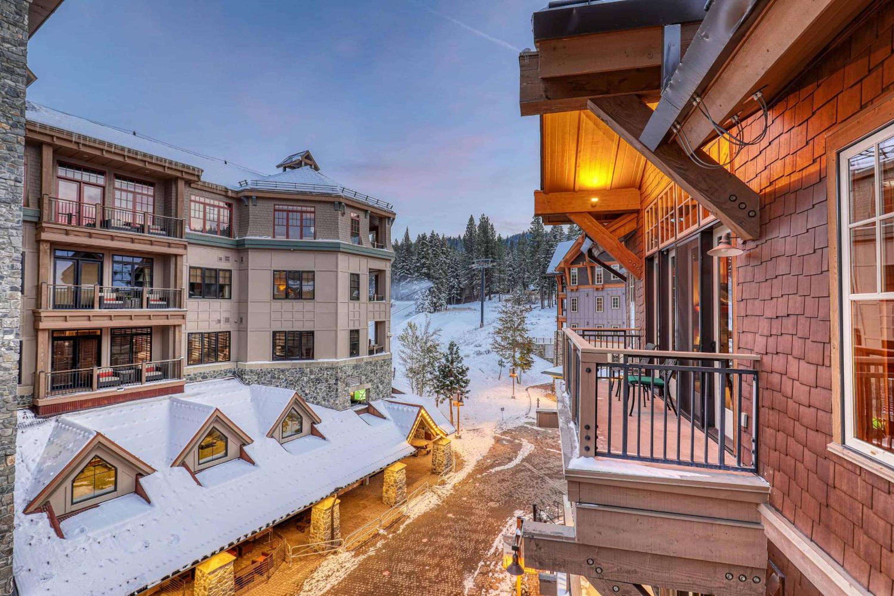 Catamount Lodge 409 by East West Hospitality view 2