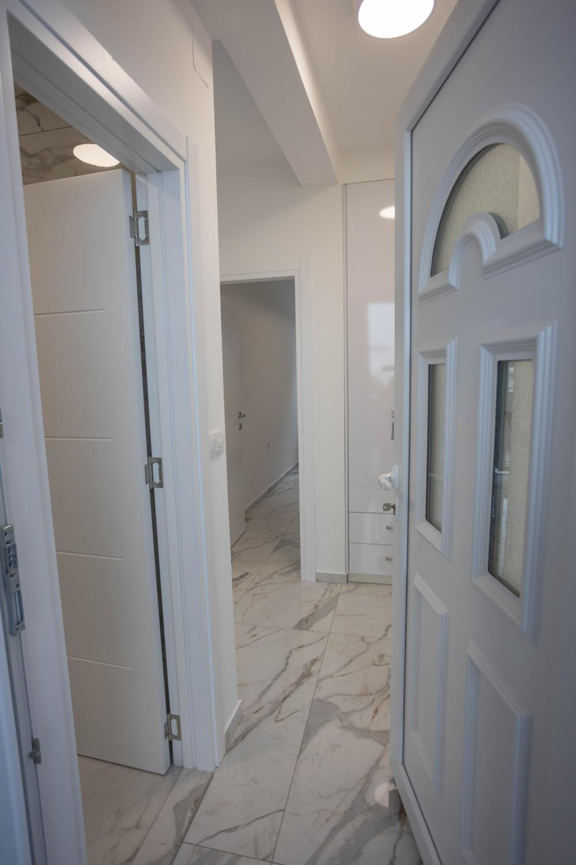 SunSea Apartment