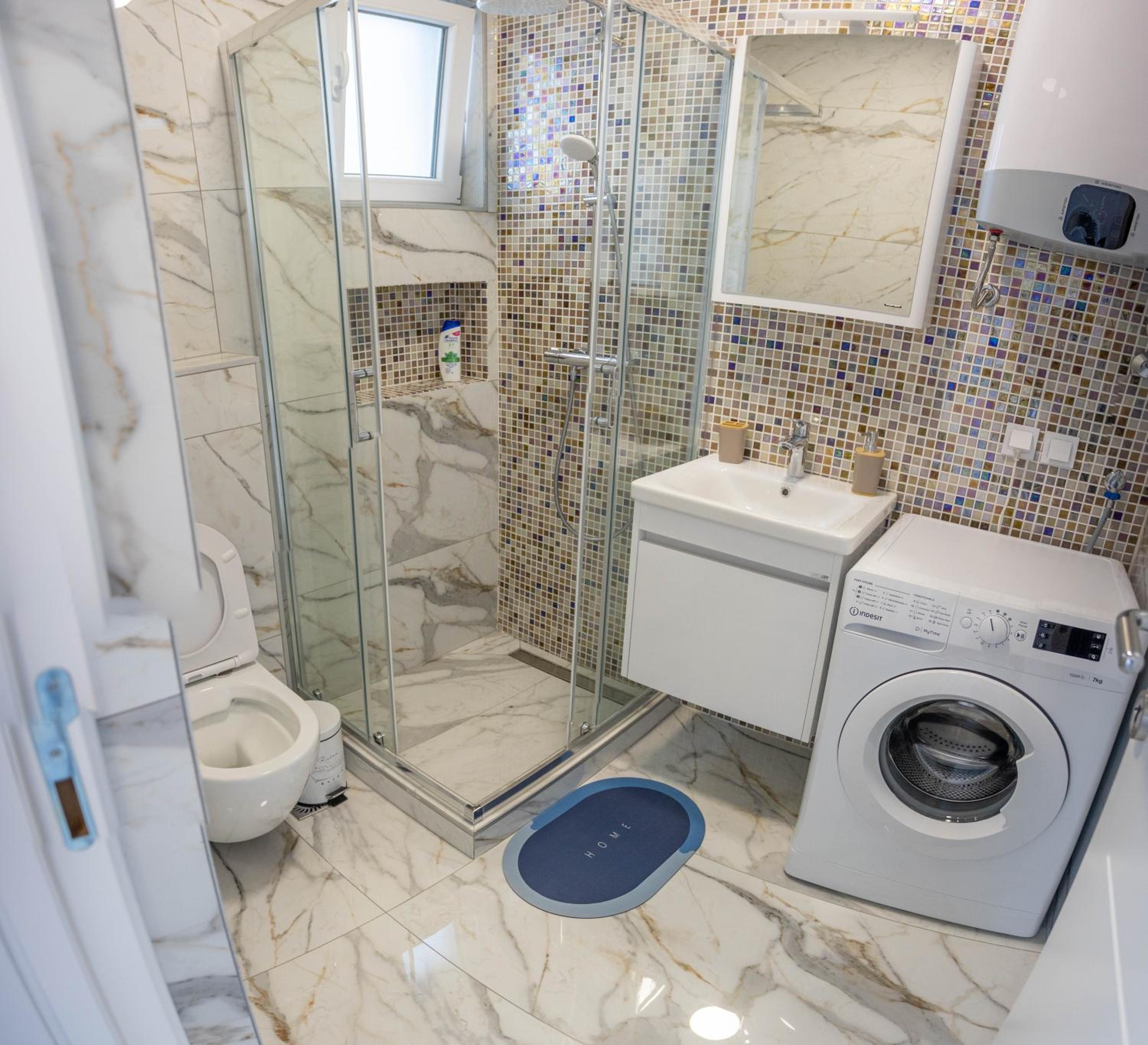 SunSea Apartment