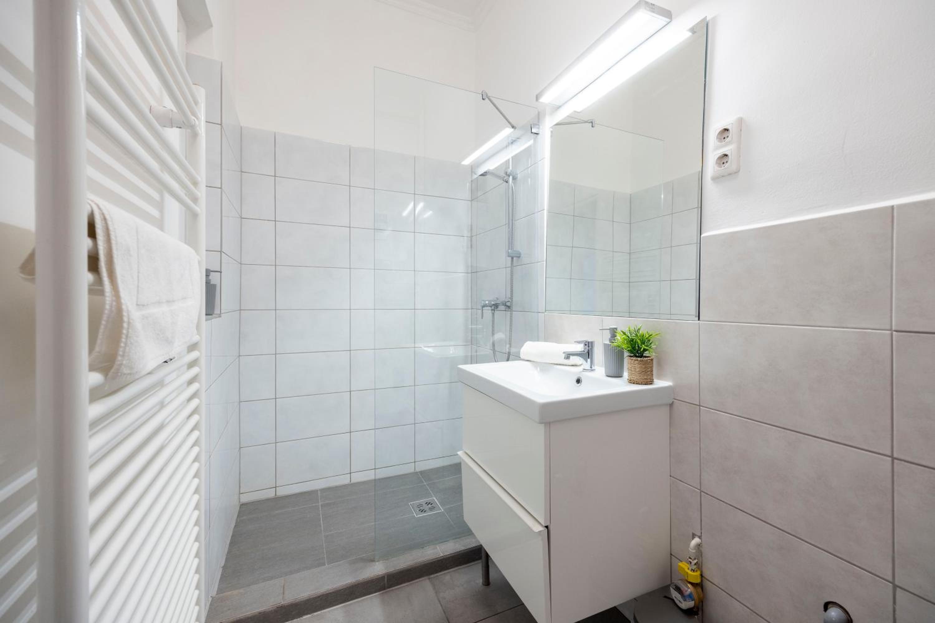 Stylish & Charming Cozy Suite by Prestige Homes view 5
