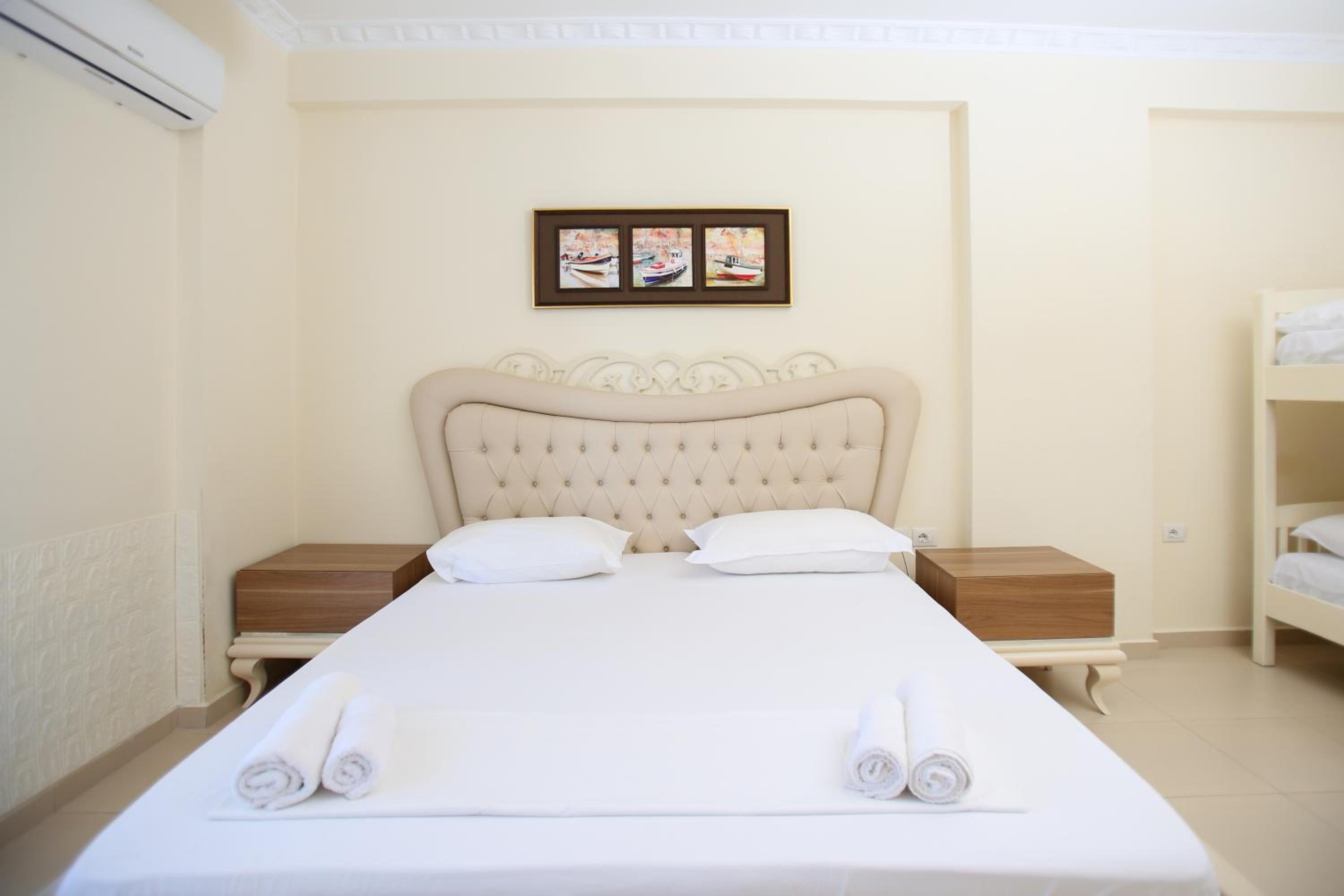 Oasis Apart-Hotel Residence Vlore