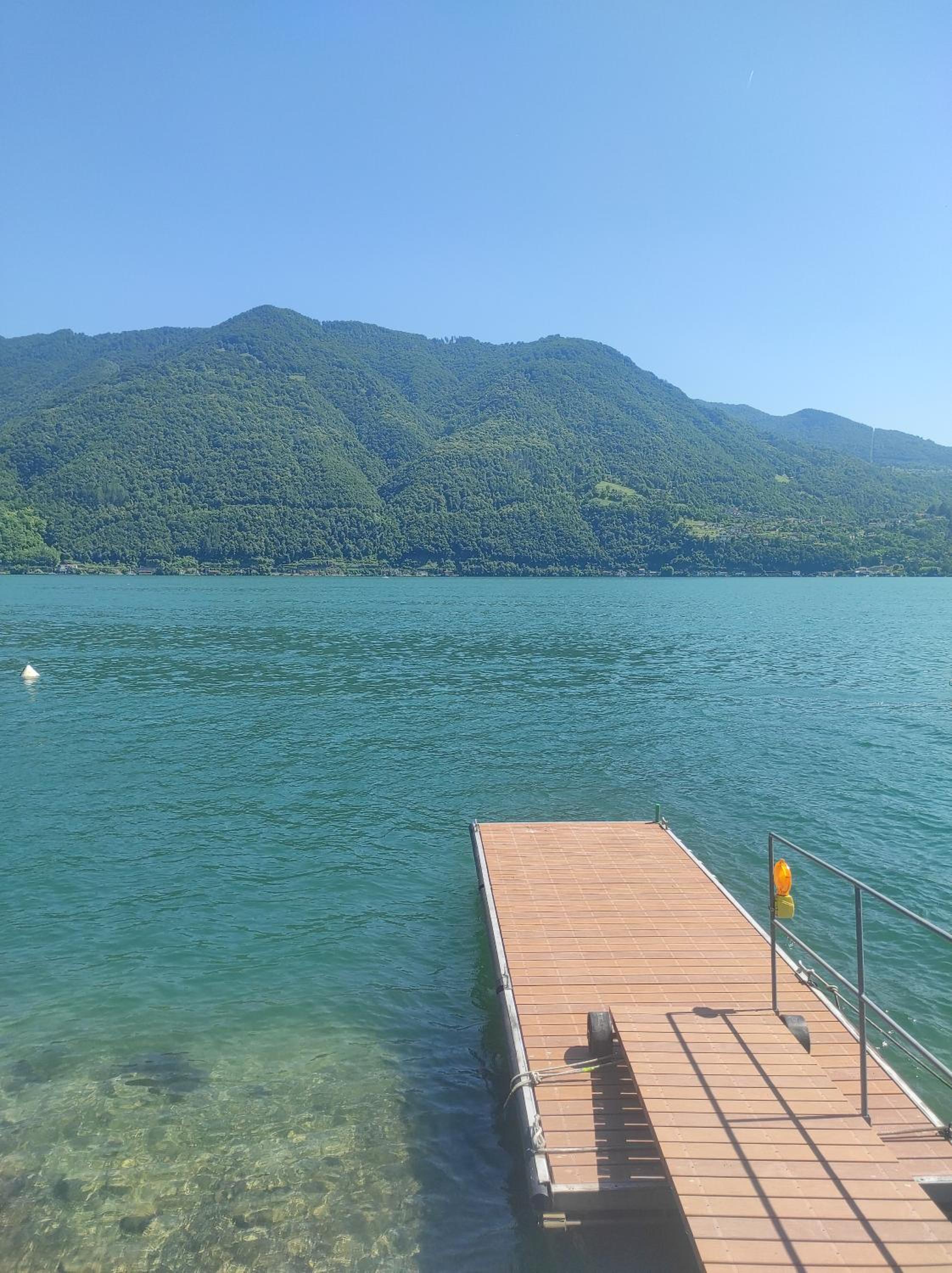 LFSUITE LuganoLake Terrazza Spiaggia privata Parking WI-FI Netflix view 5