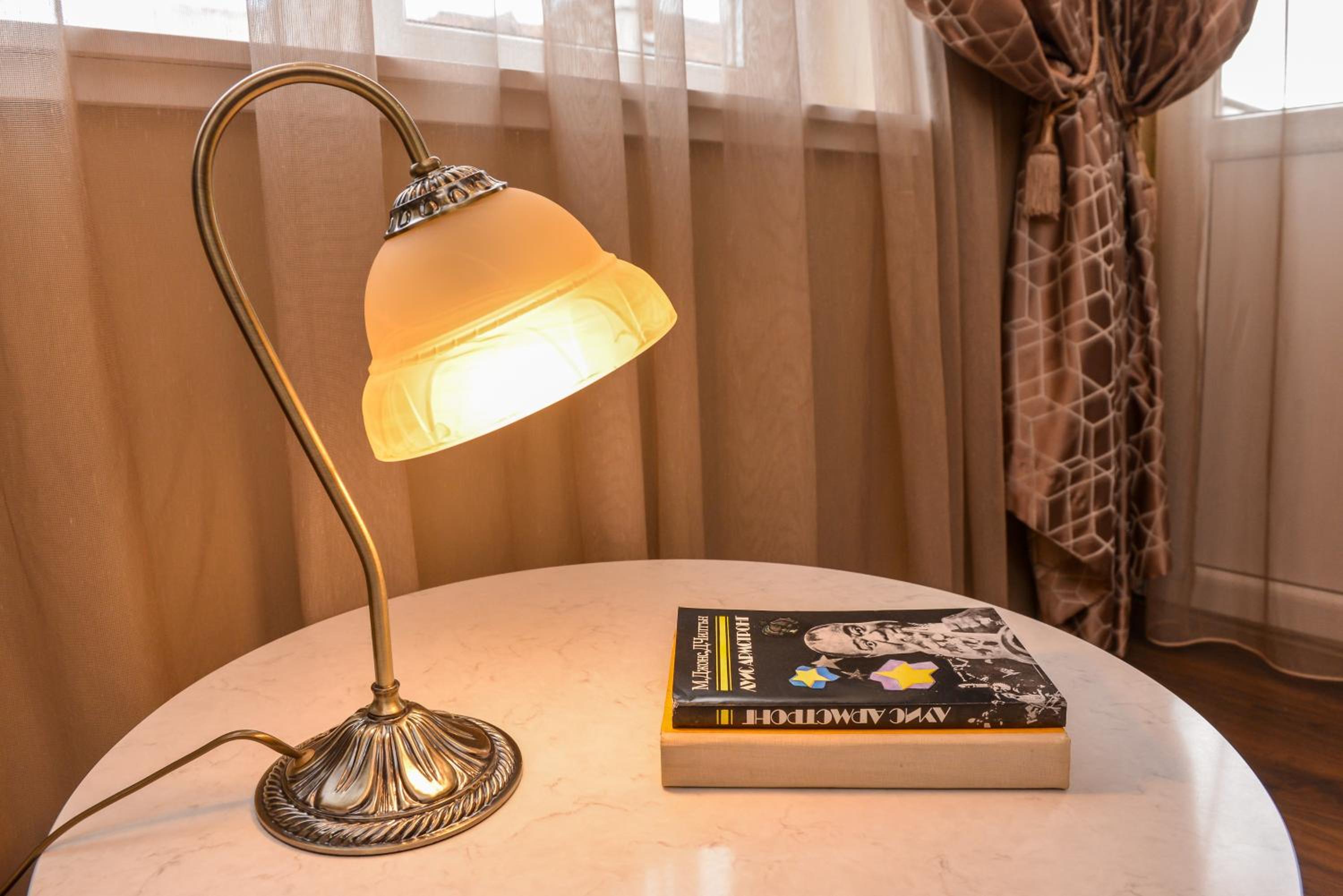 Elegant Jazzy 2-BDR Sofia Dream Suite